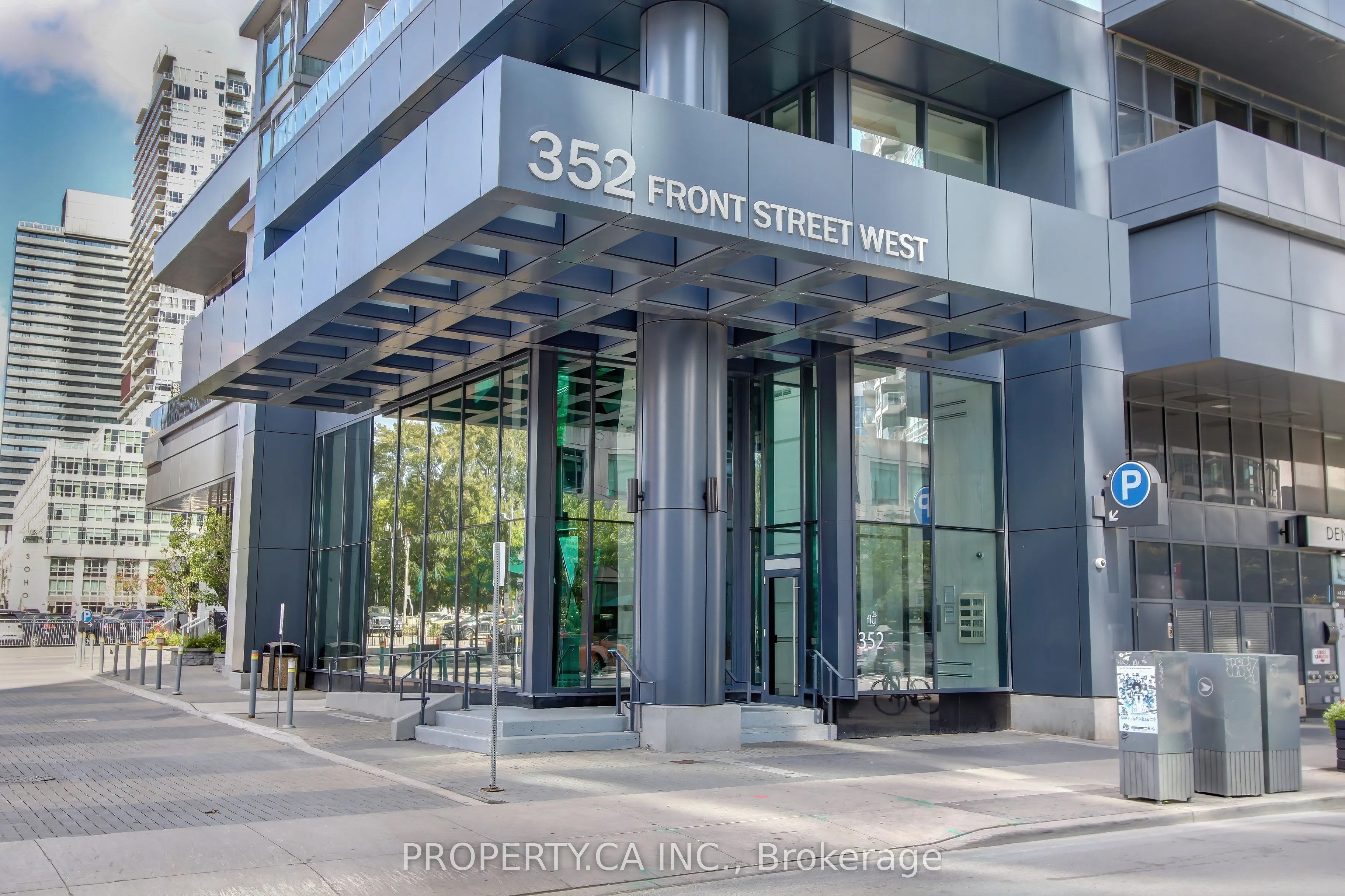 352 Front Street W, #315