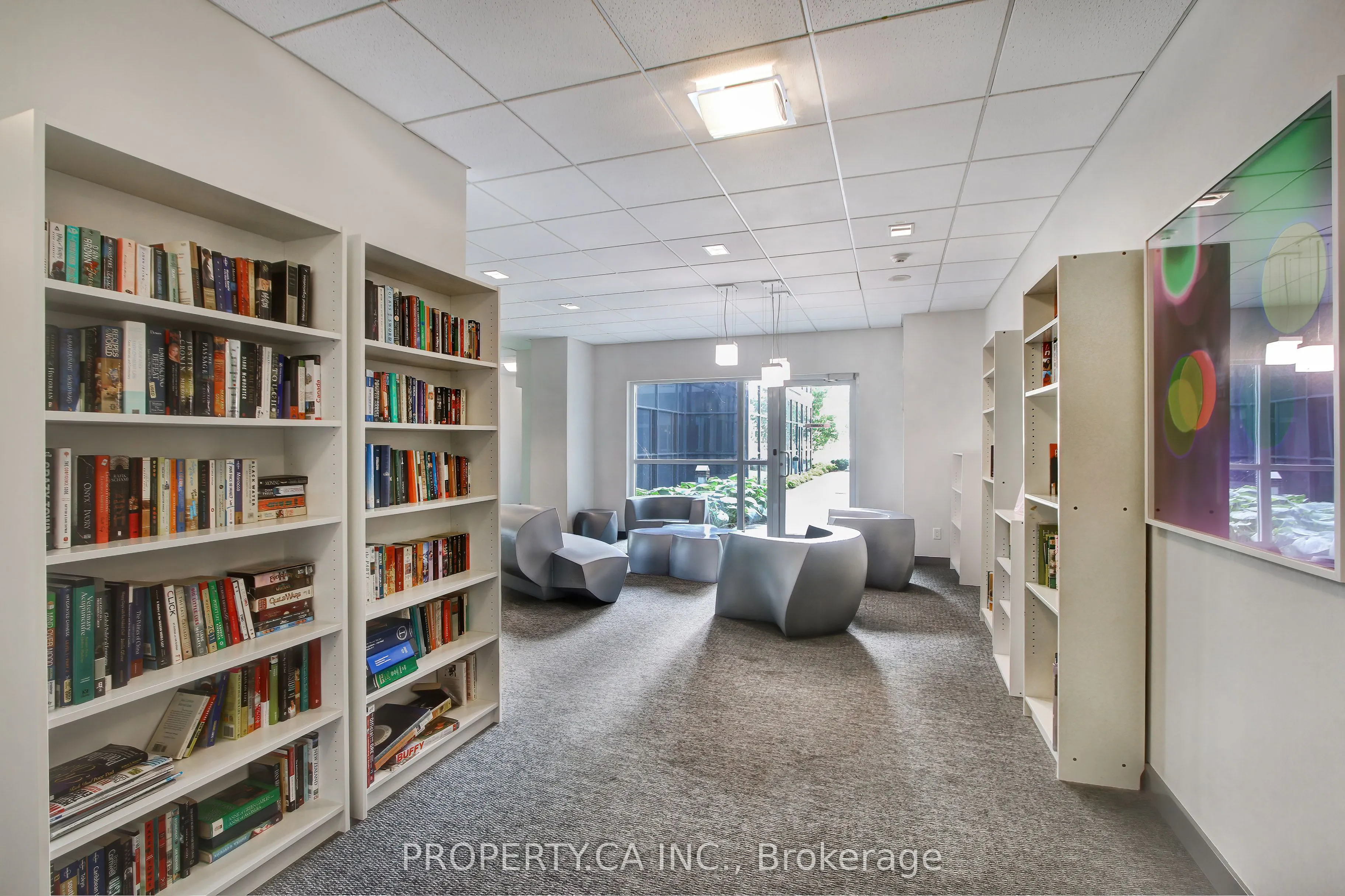 352 Front Street W, #315