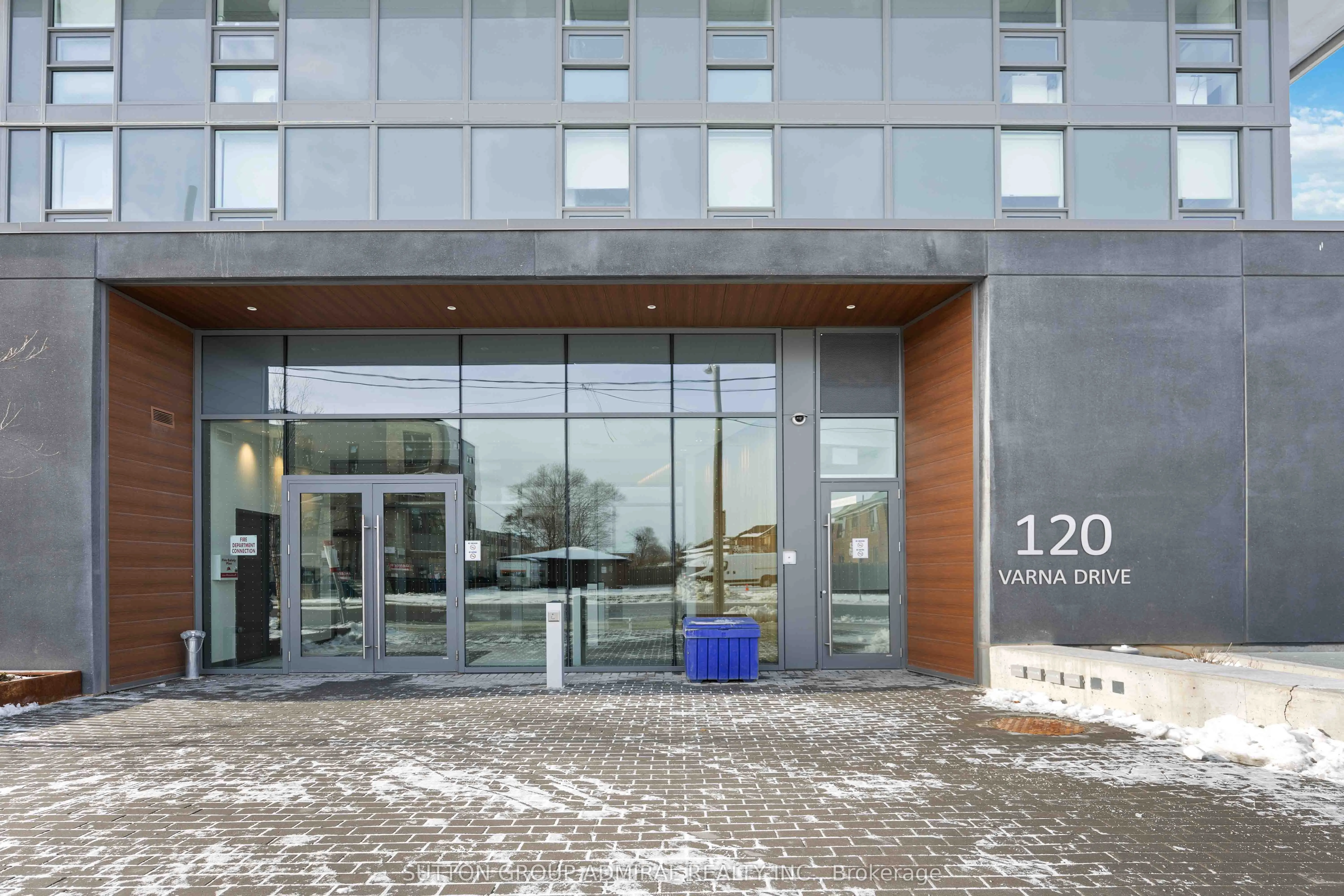 120 Varna Drive, #316
