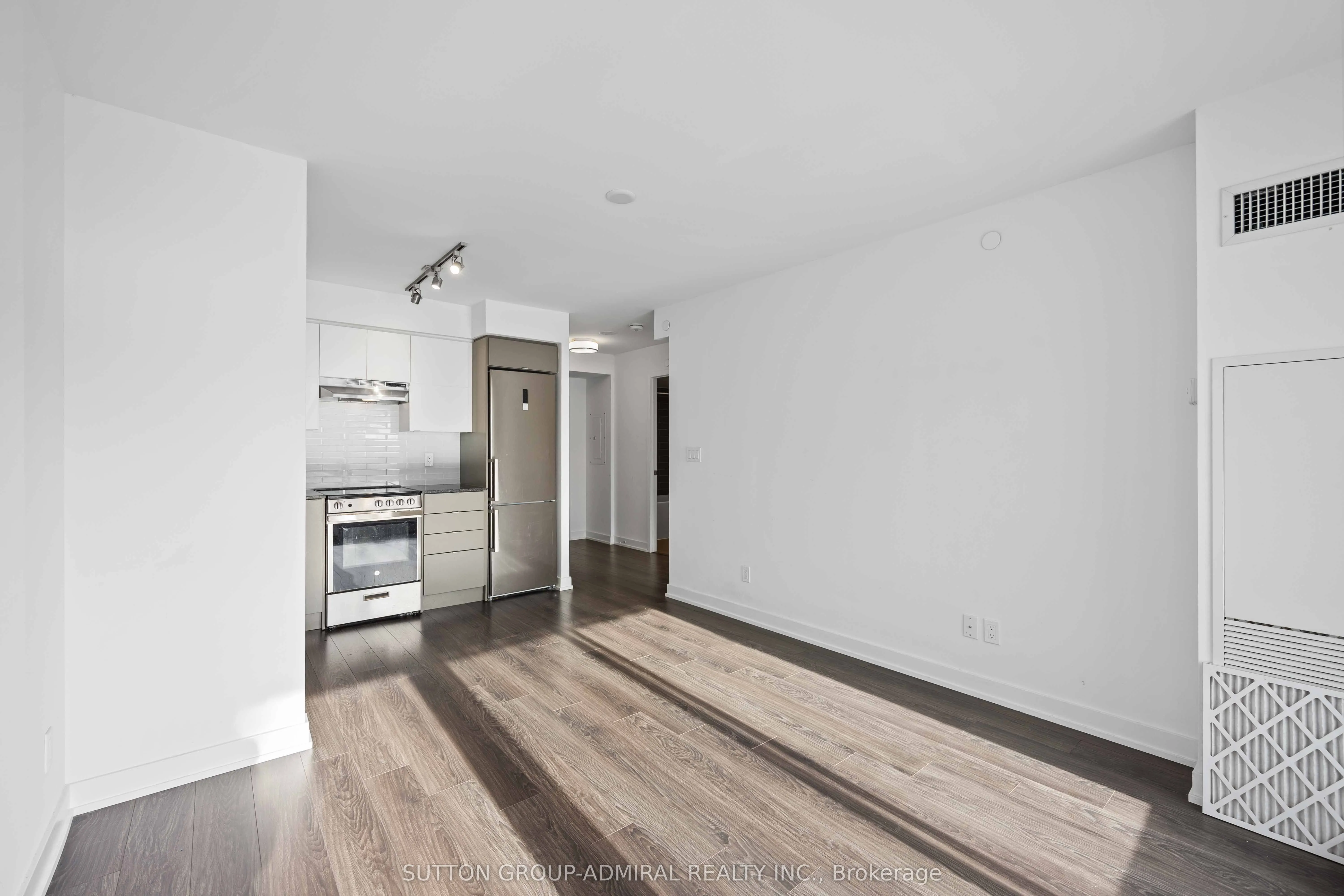 120 Varna Drive, #316