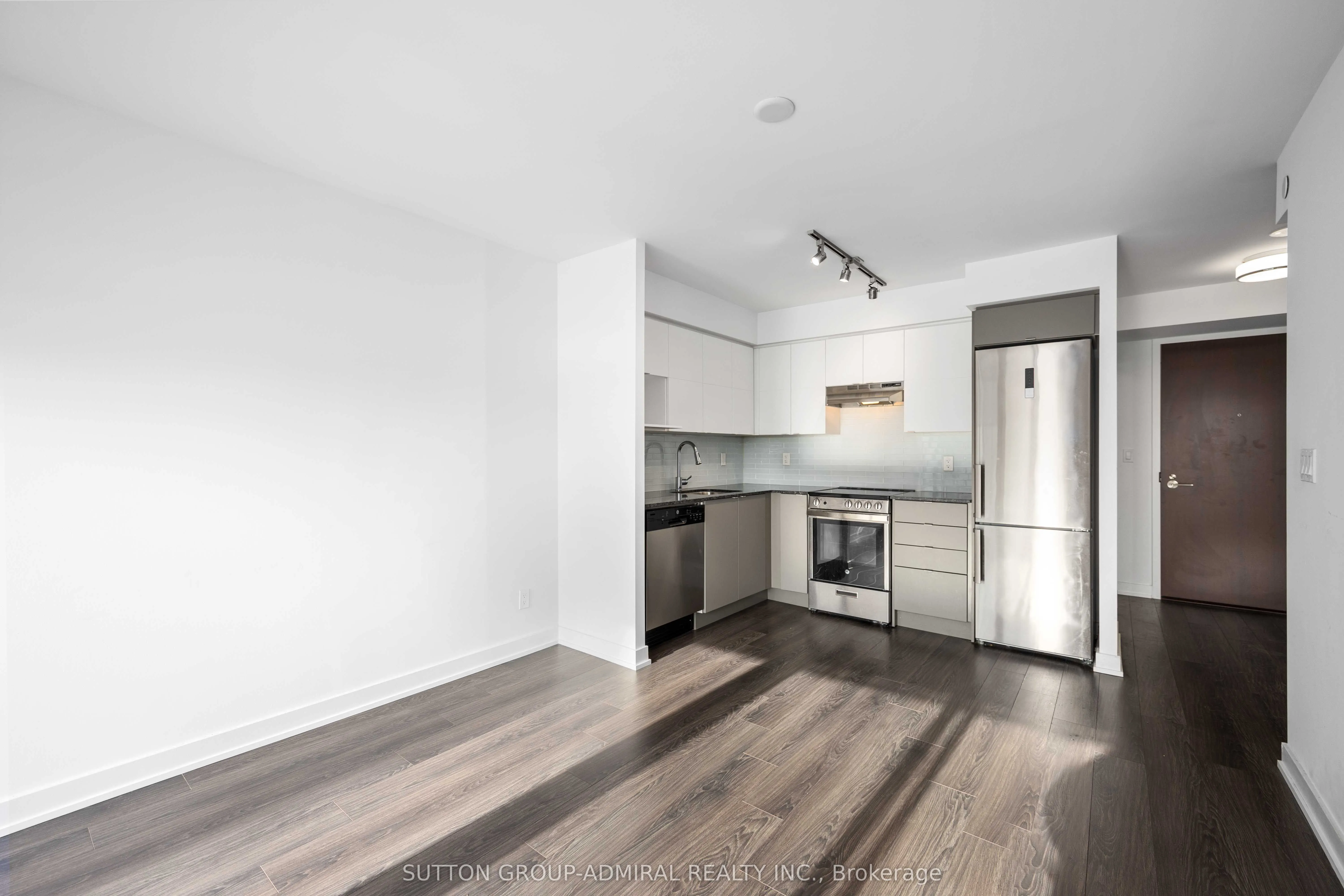 120 Varna Drive, #316