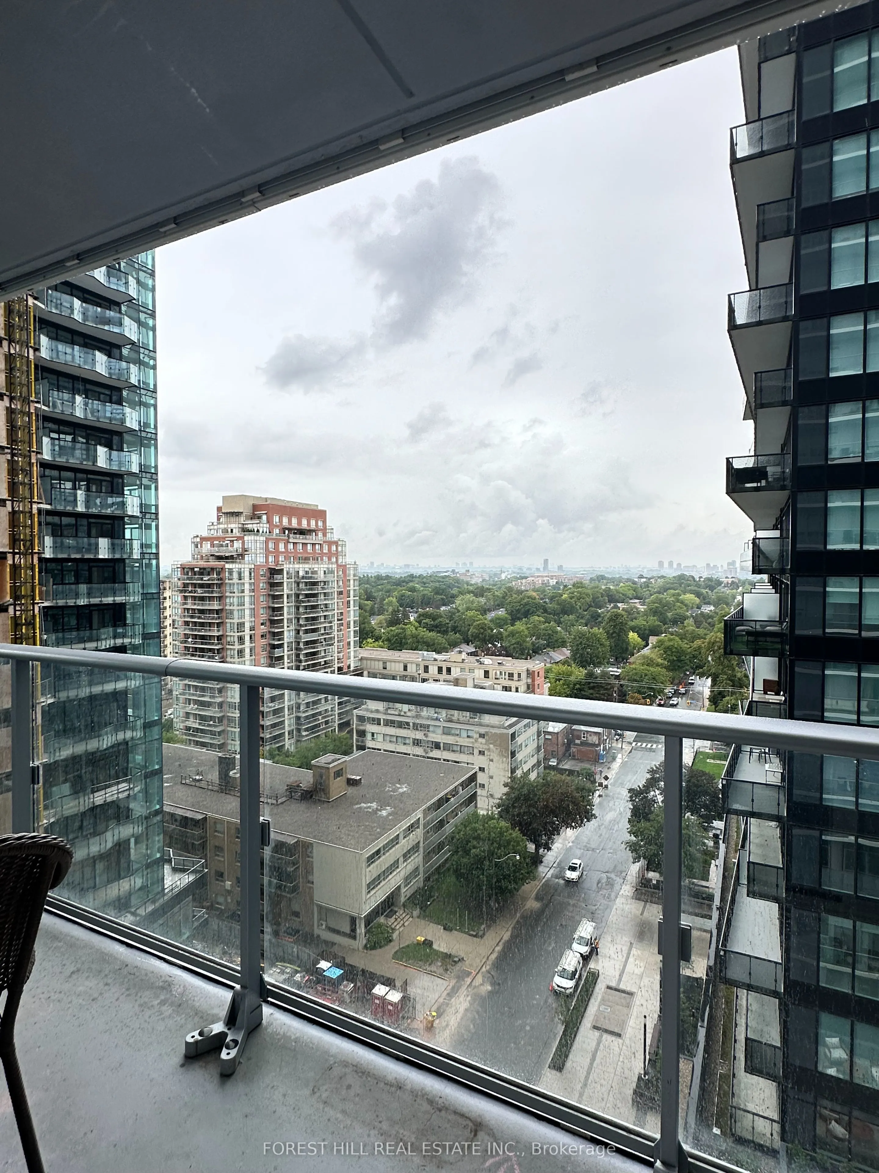 99 Broadway Avenue, #1403