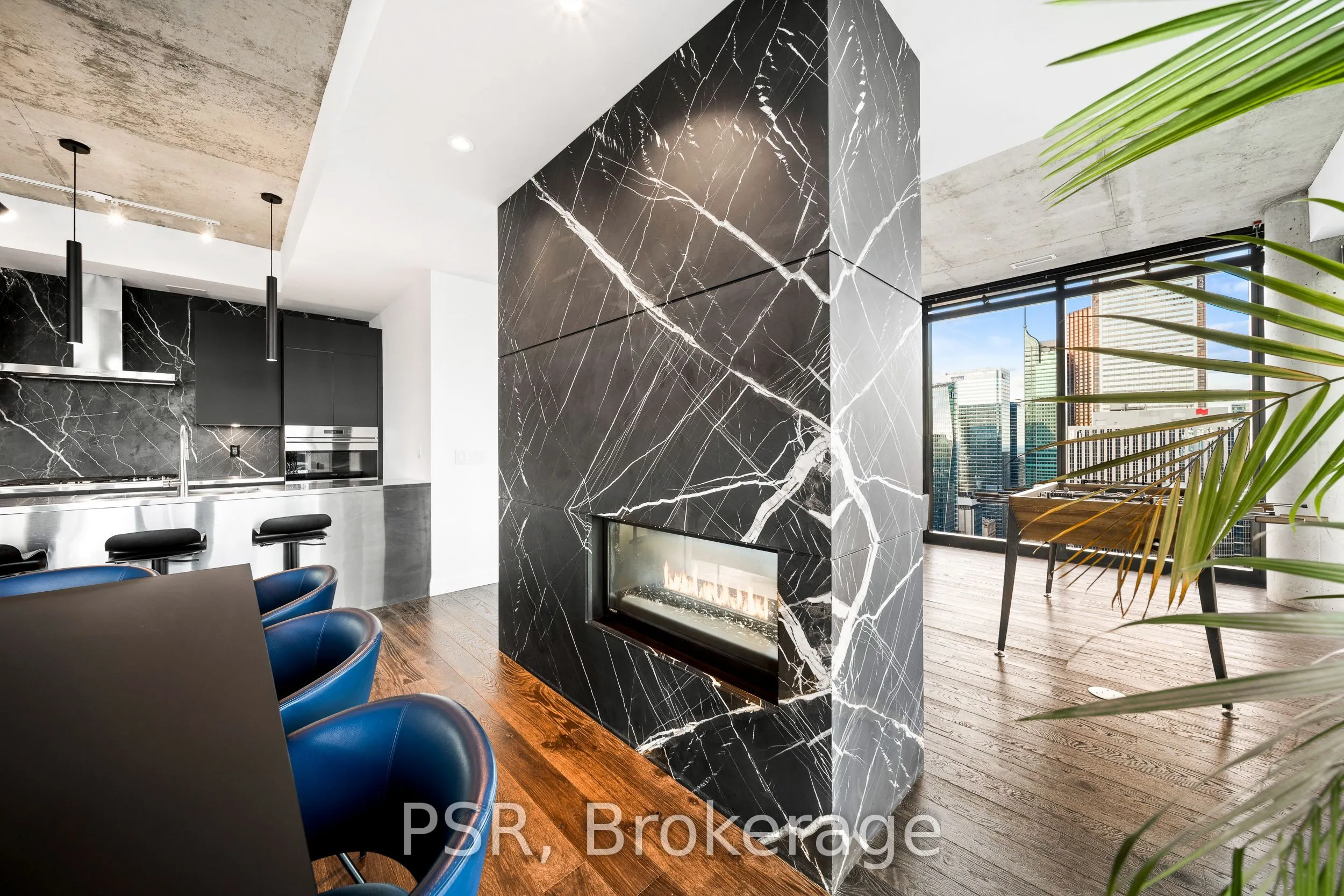 224 King Street W, #4302