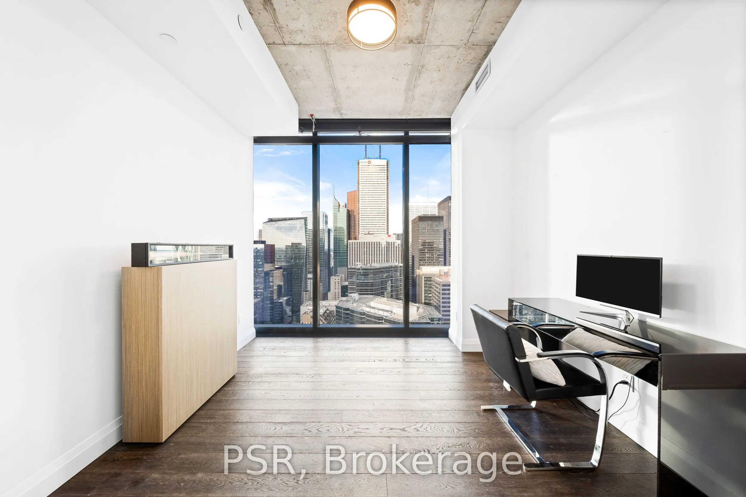 224 King Street W, #4302