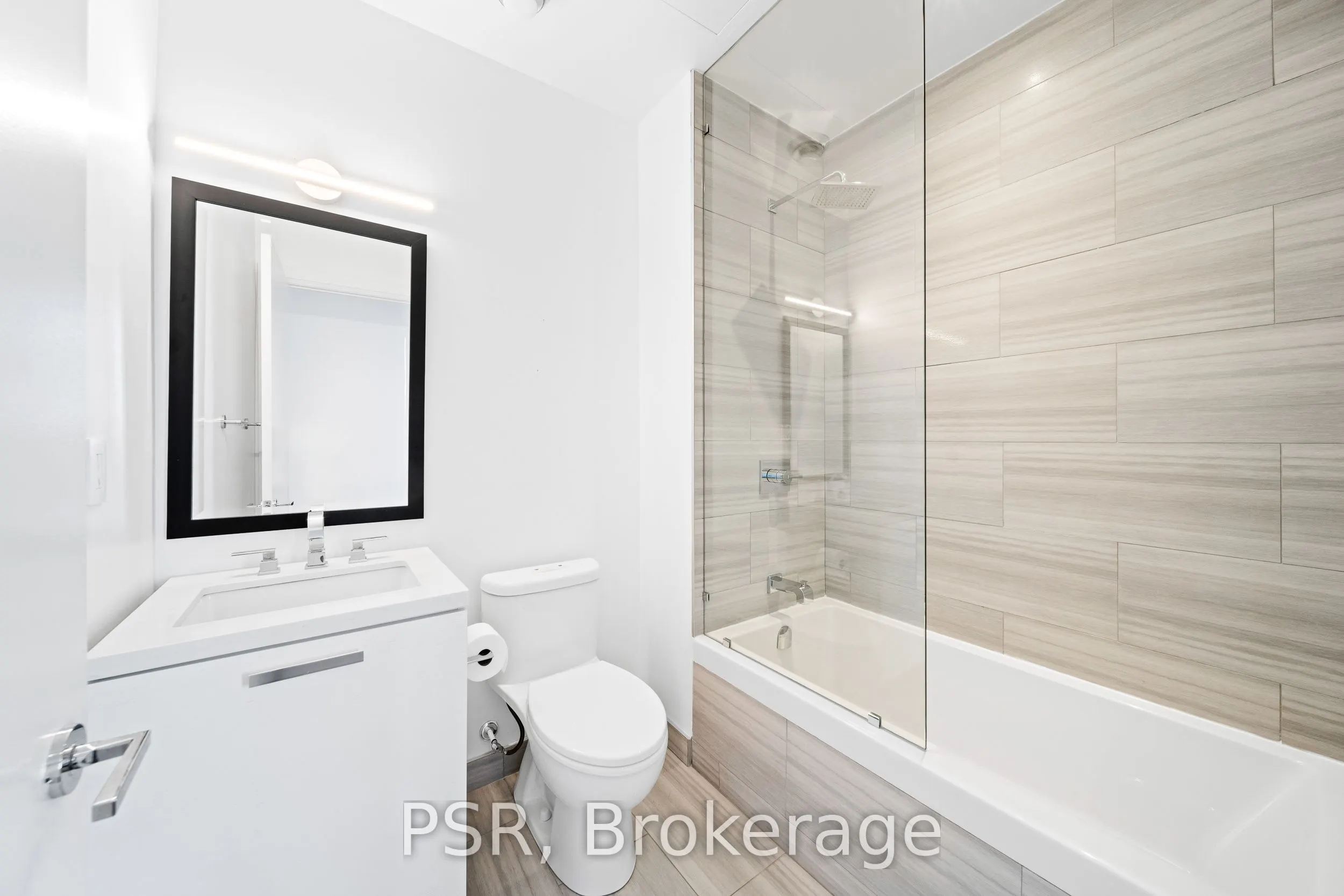 224 King Street W, #4302
