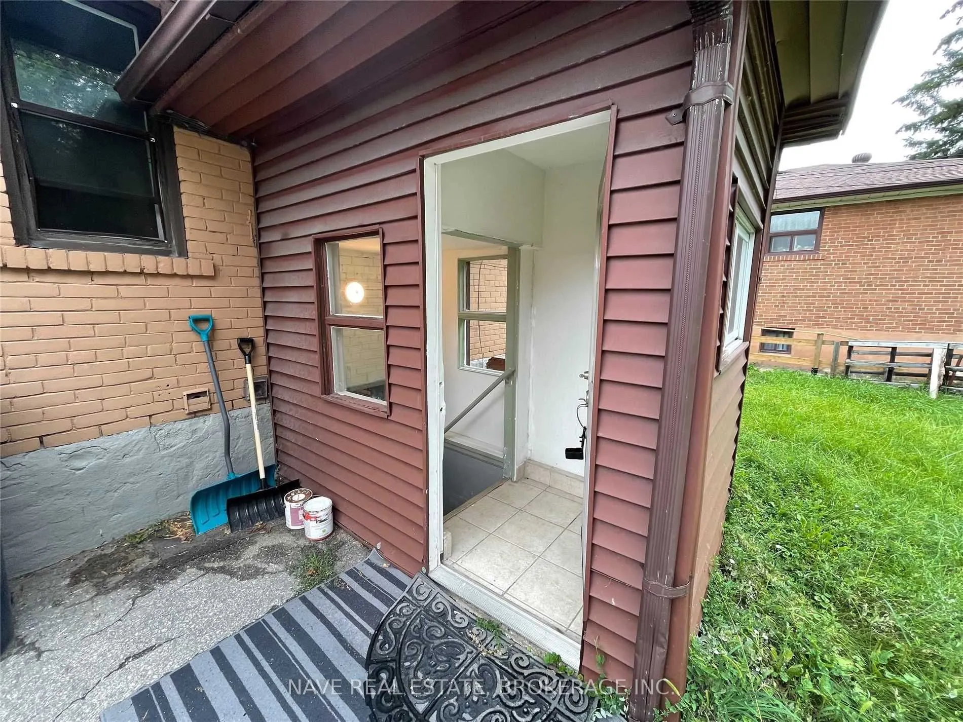 87 Steeles Avenue E, #UNIT 'A'