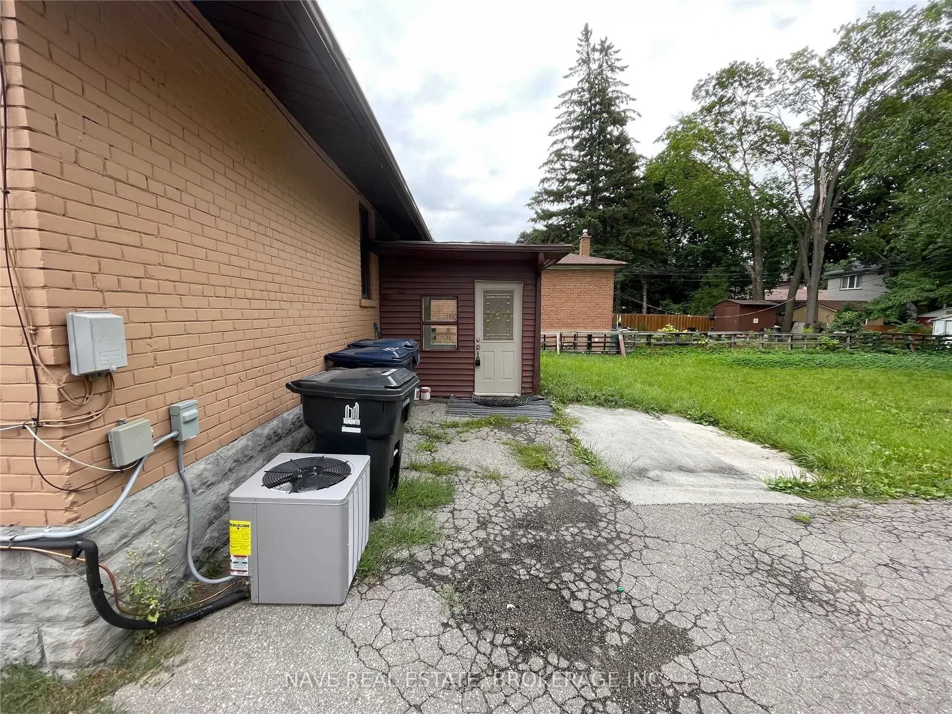 87 Steeles Avenue E, #UNIT 'A'