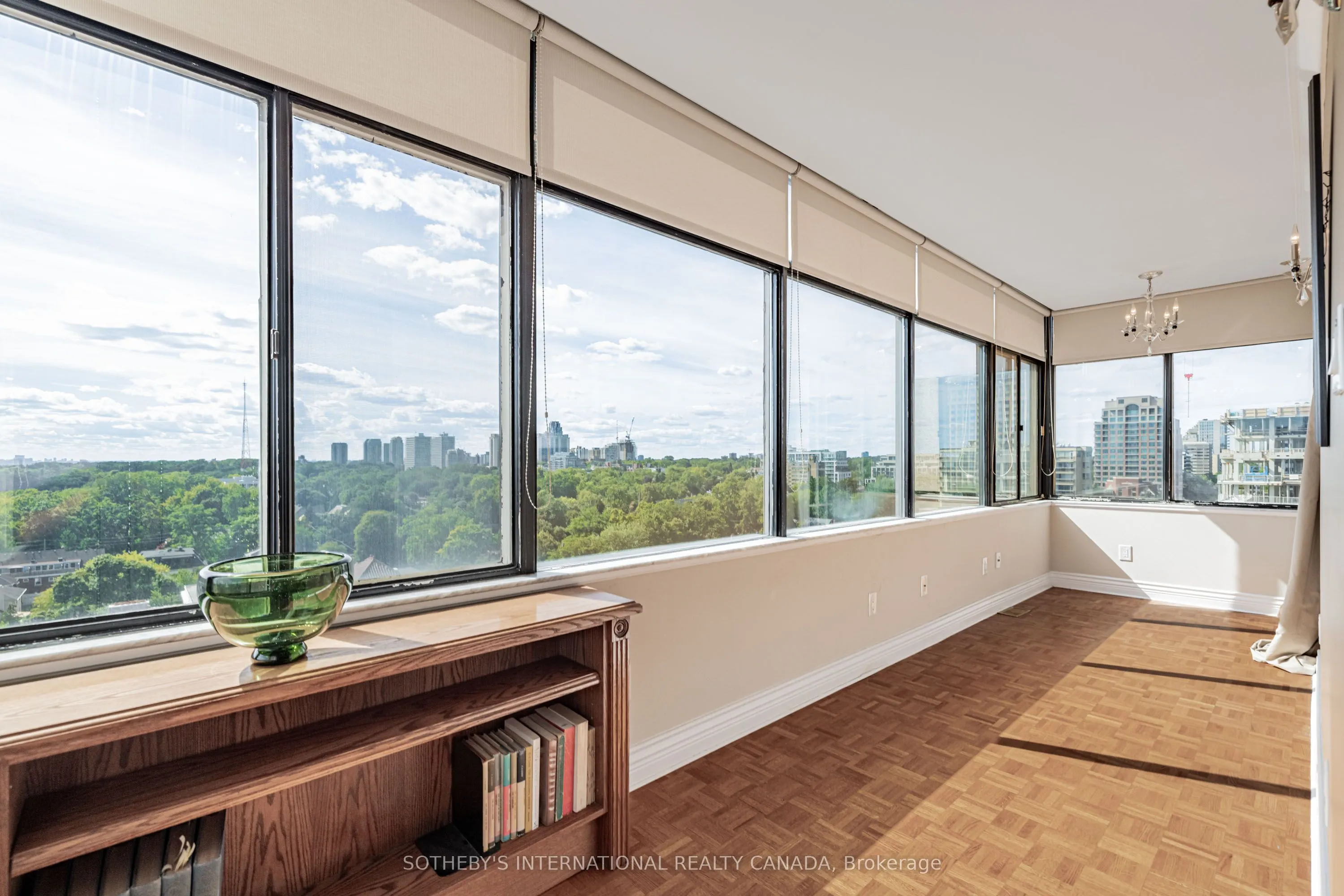 423 Avenue Road, #13