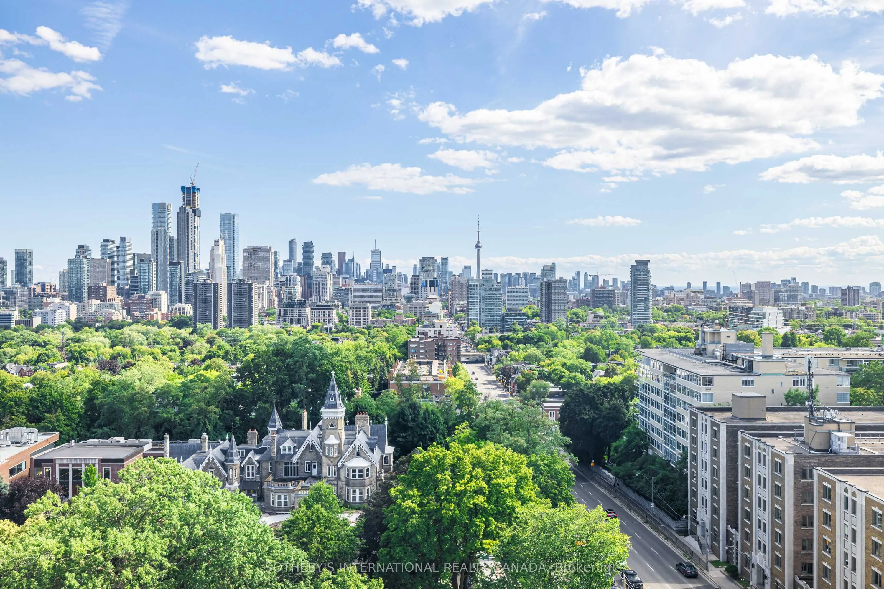 423 Avenue Road, #13