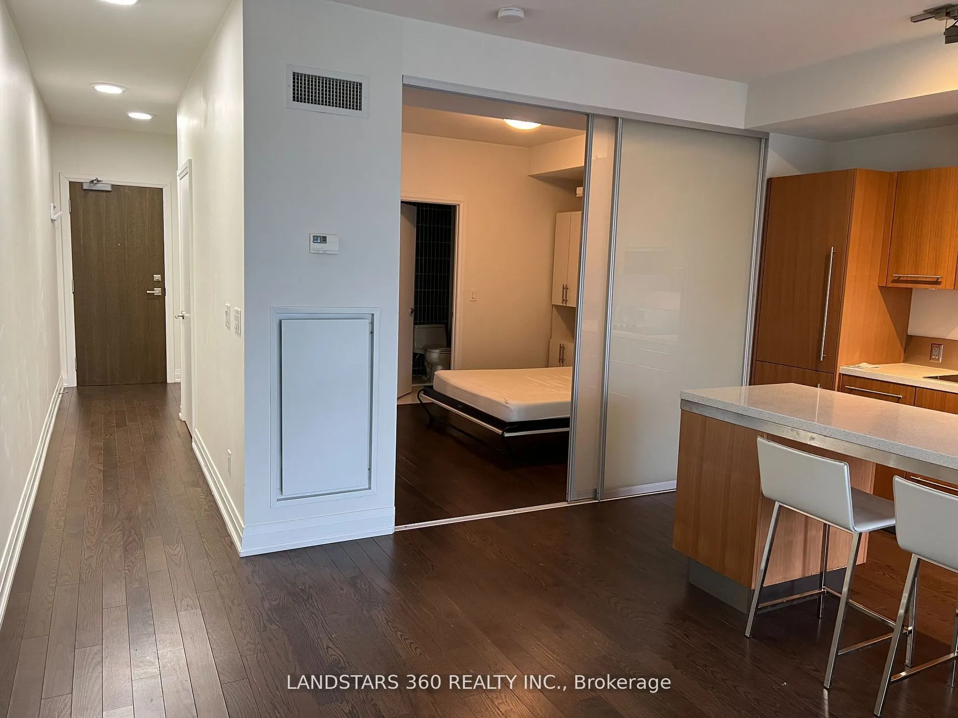 80 John Street, #2505