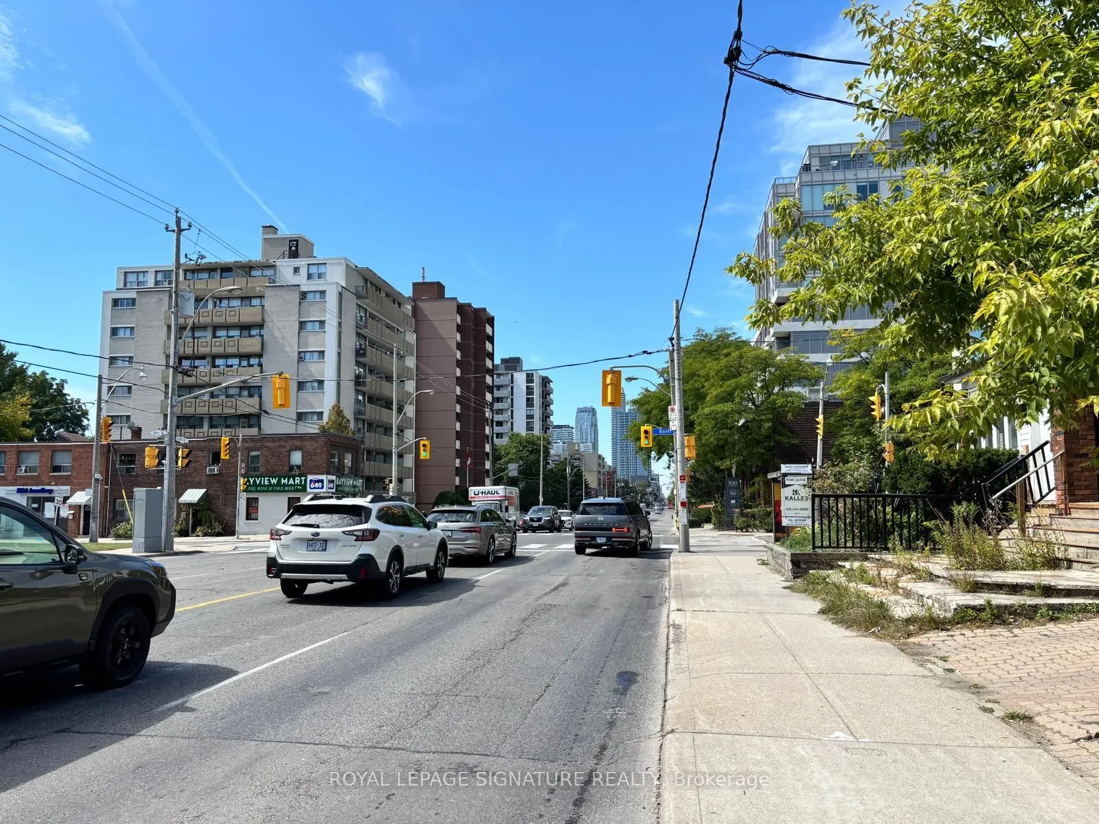 524 Eglinton Avenue E