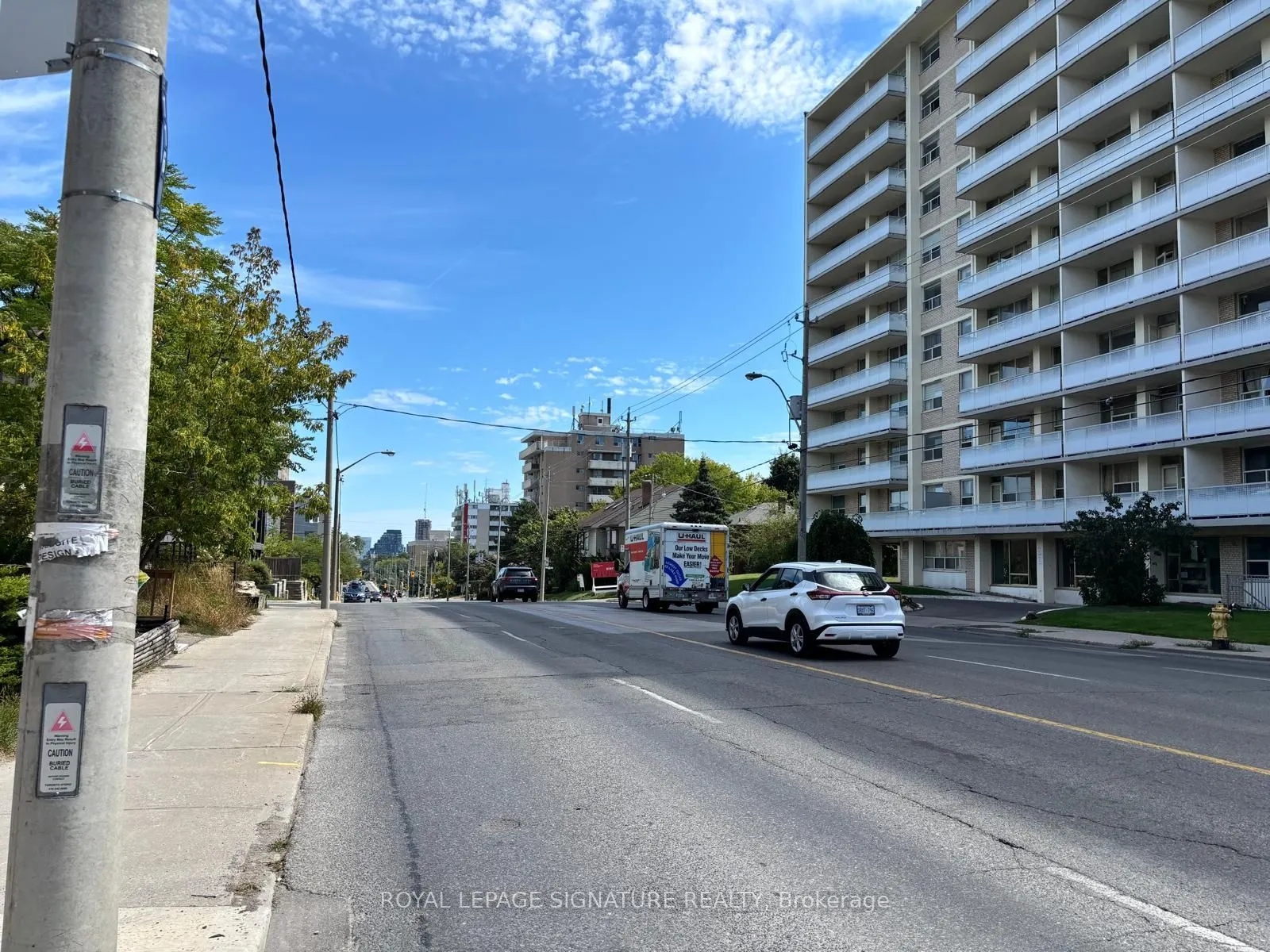 524 Eglinton Avenue E