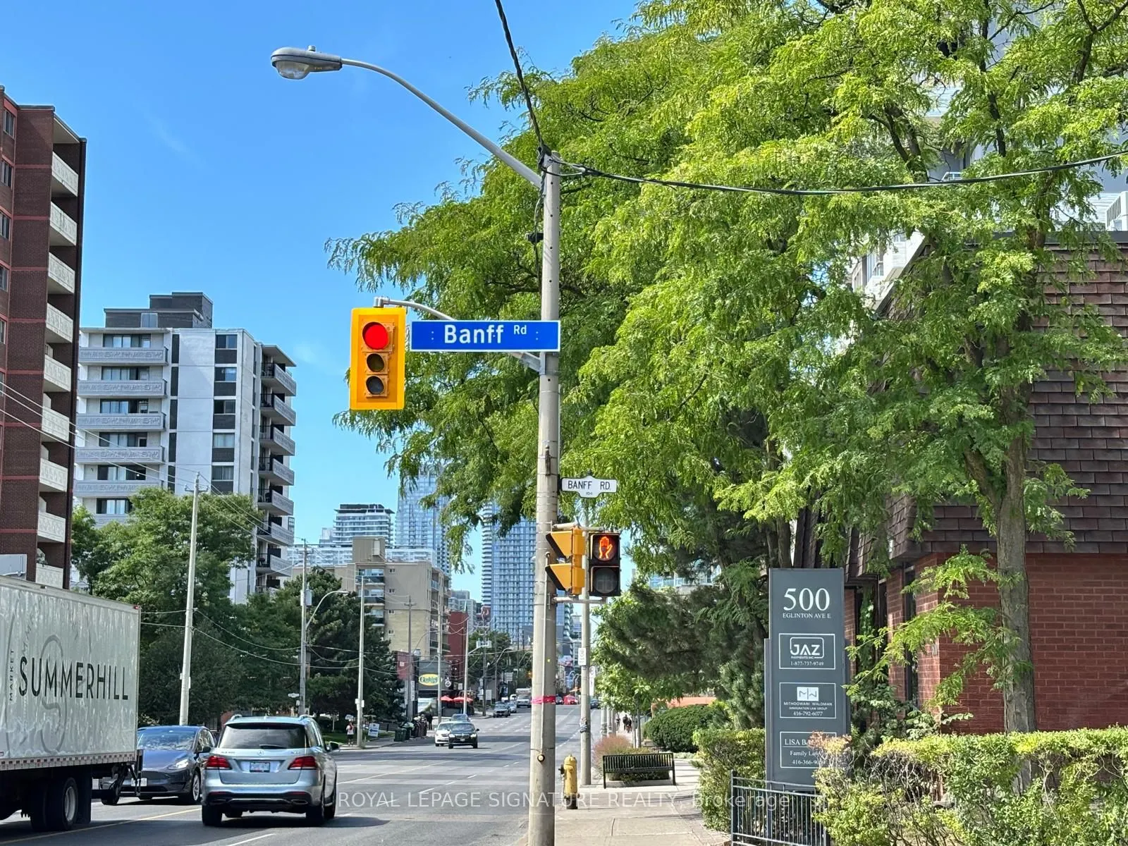 524 Eglinton Avenue E