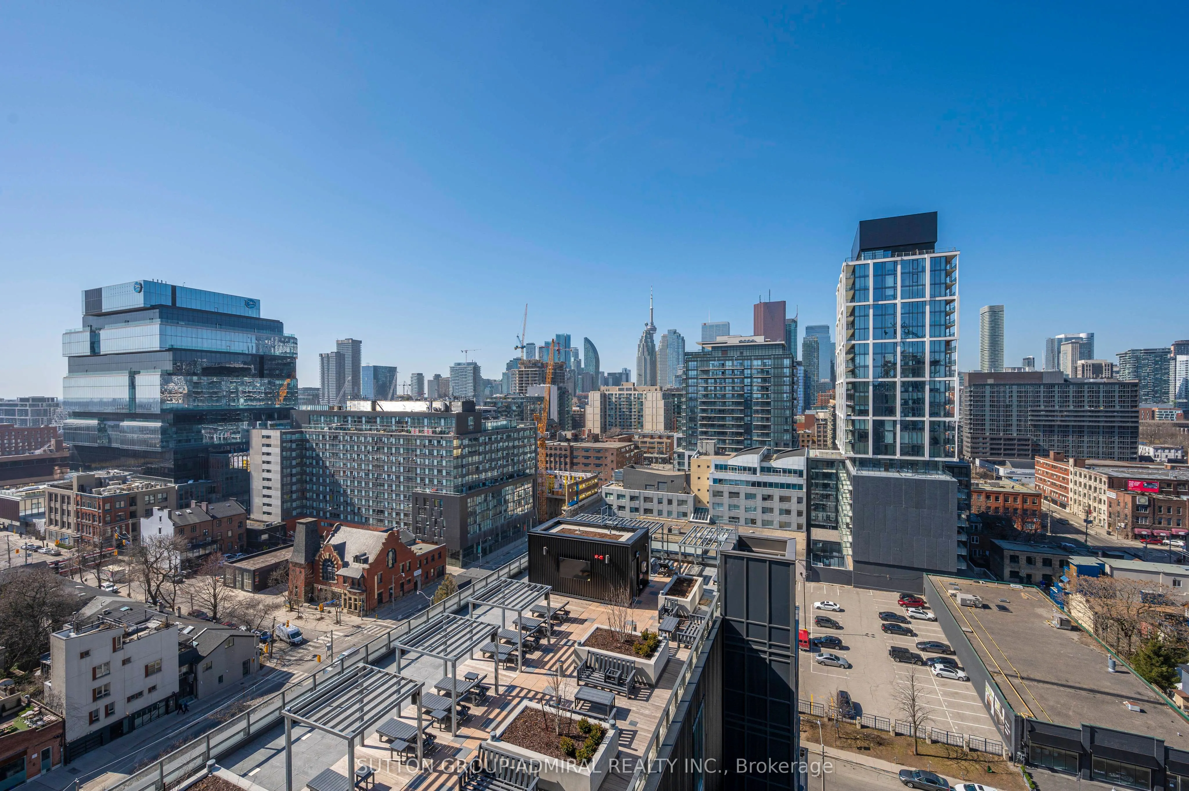 120 Parliament Street, #1413