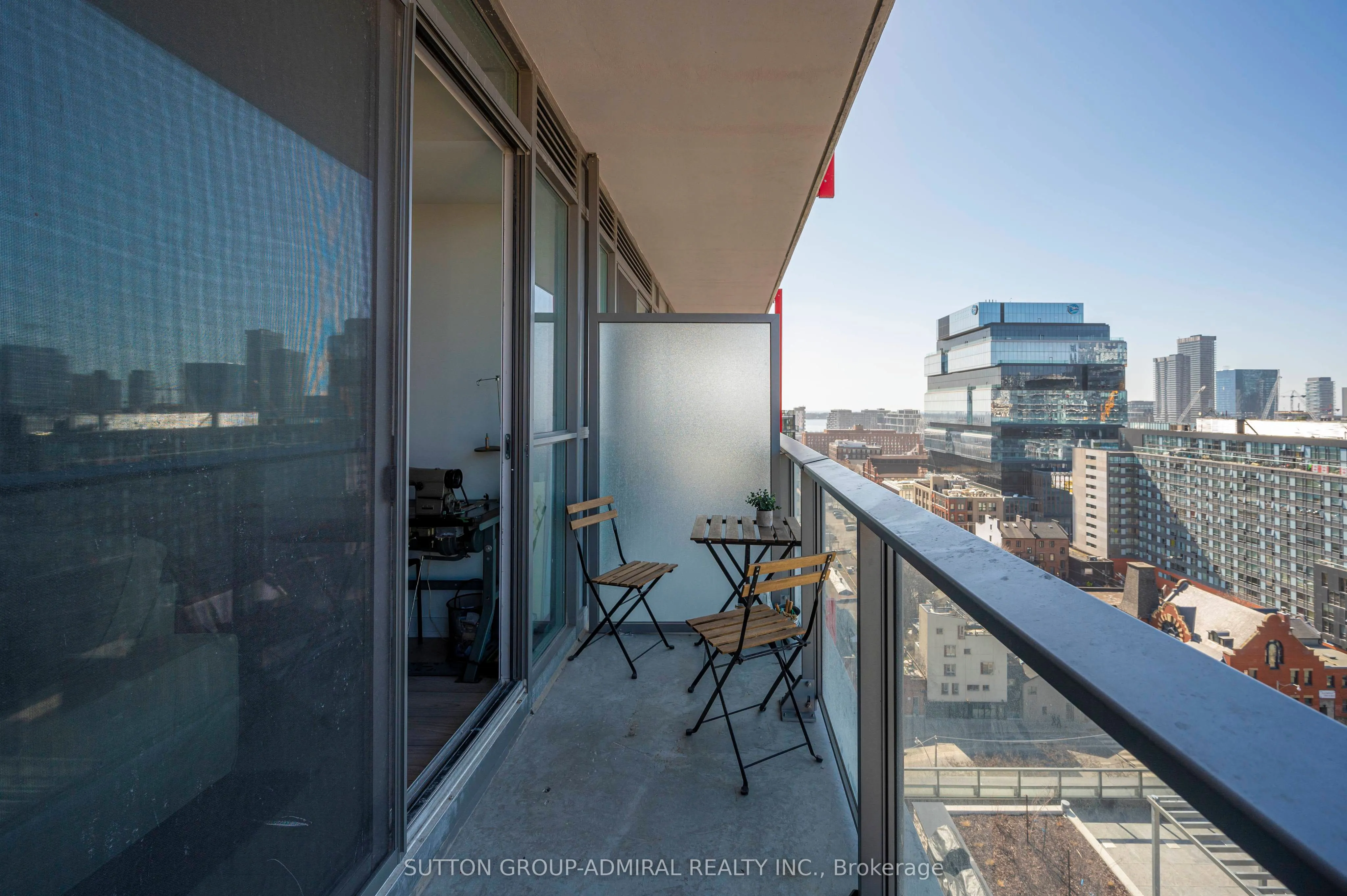 120 Parliament Street, #1413