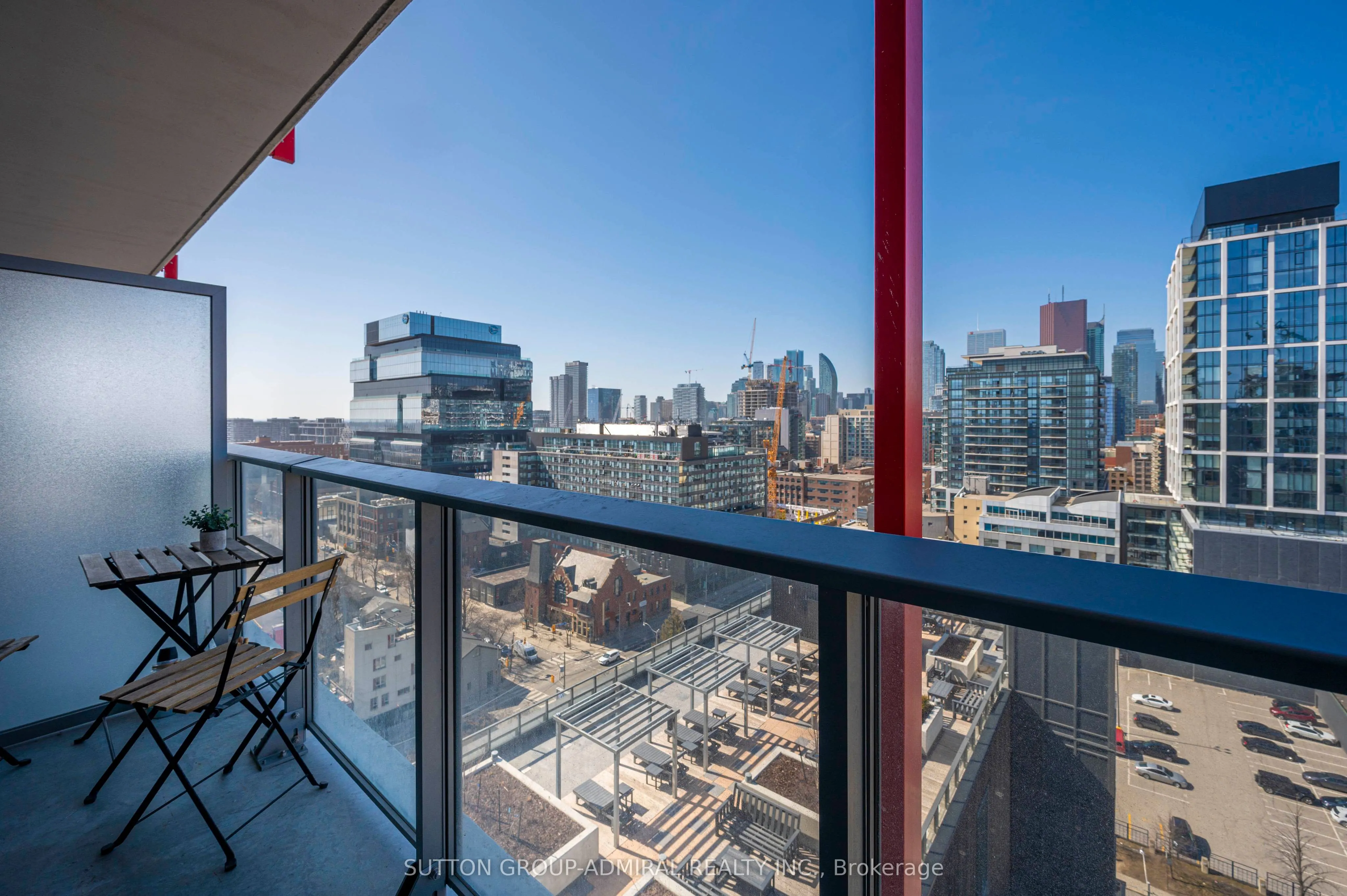 120 Parliament Street, #1413