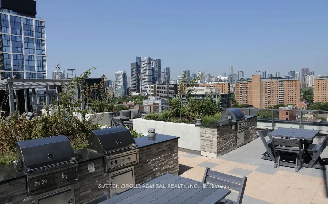 120 Parliament Street, #1413