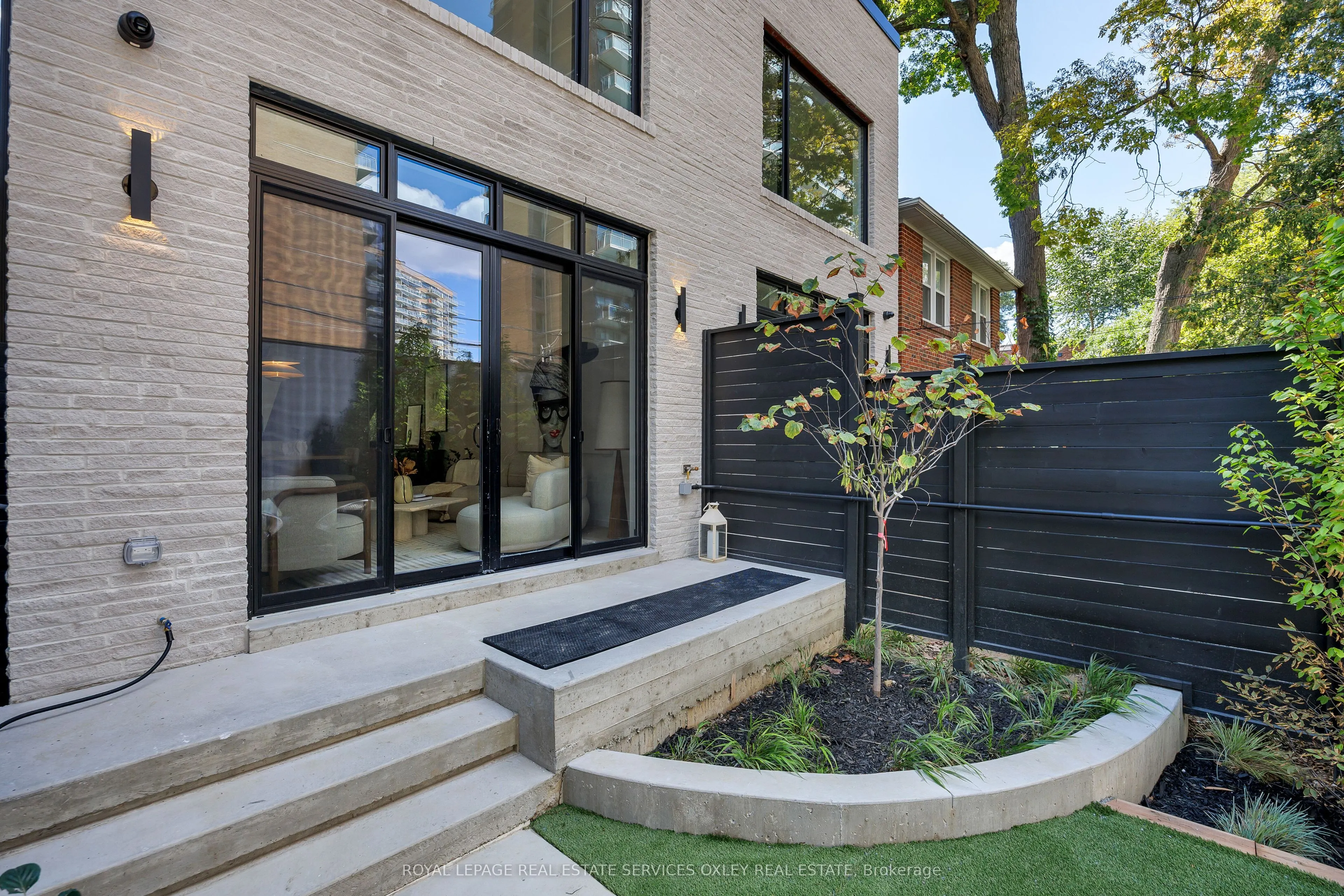 20A Gormley Avenue