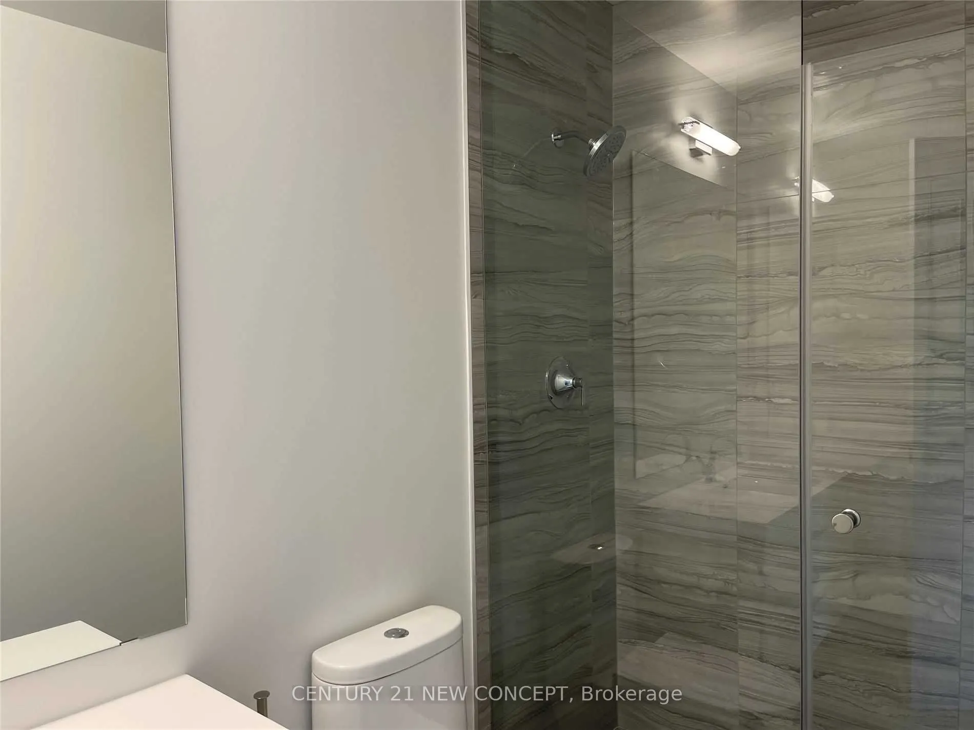 39 roehampton Avenue, #1204