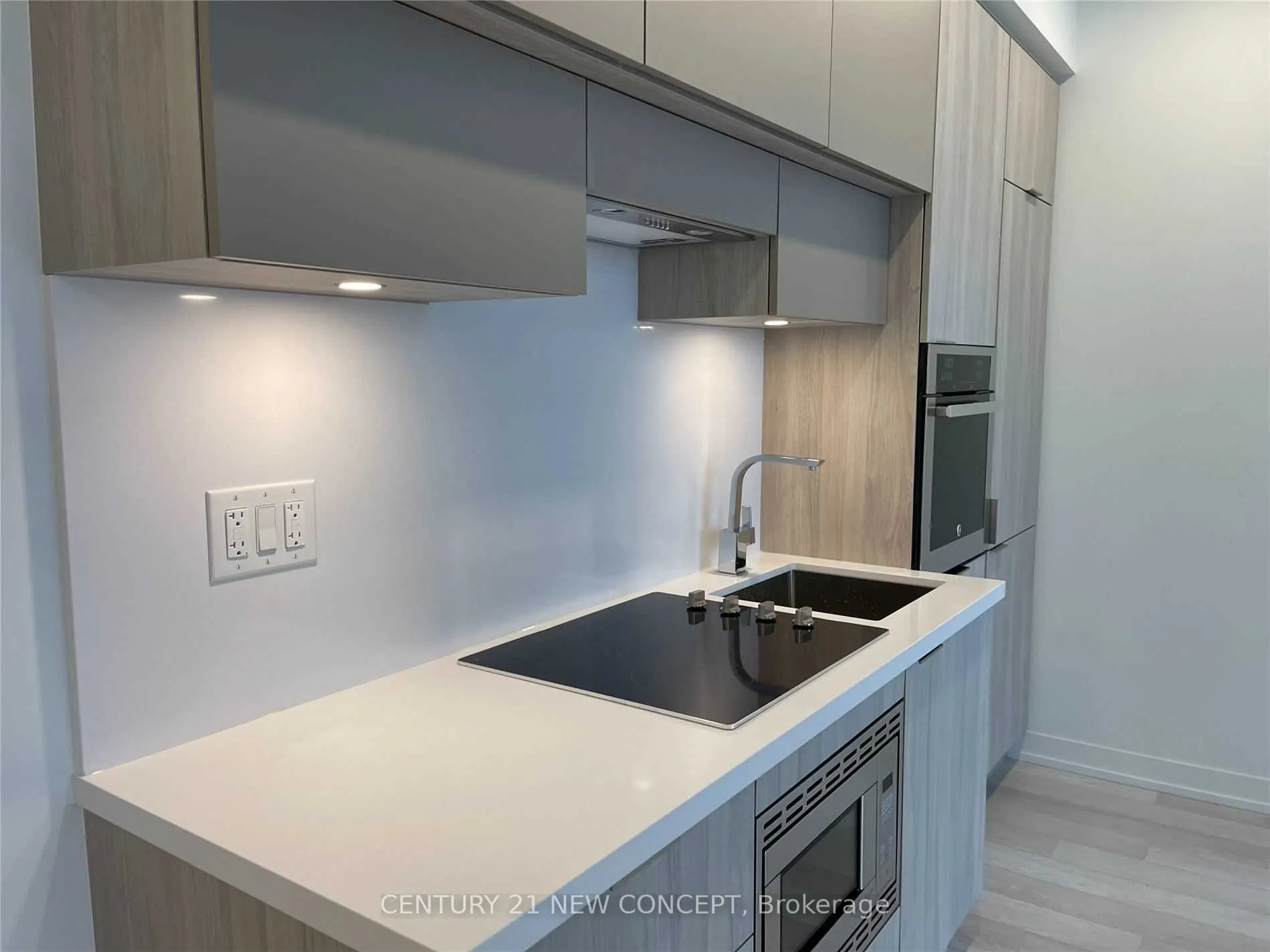 39 roehampton Avenue, #1204