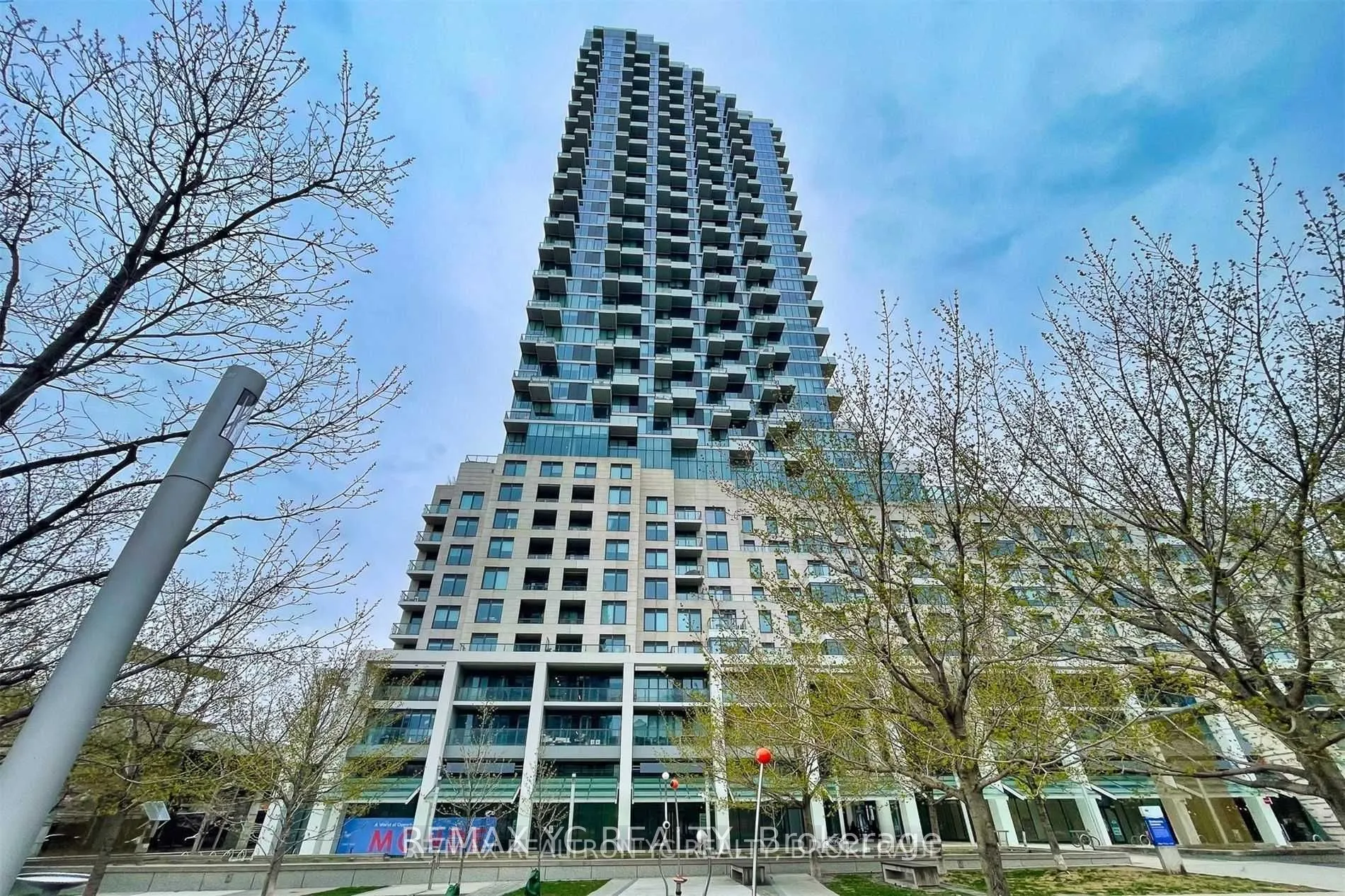 12 Bonnycastle Street, #924