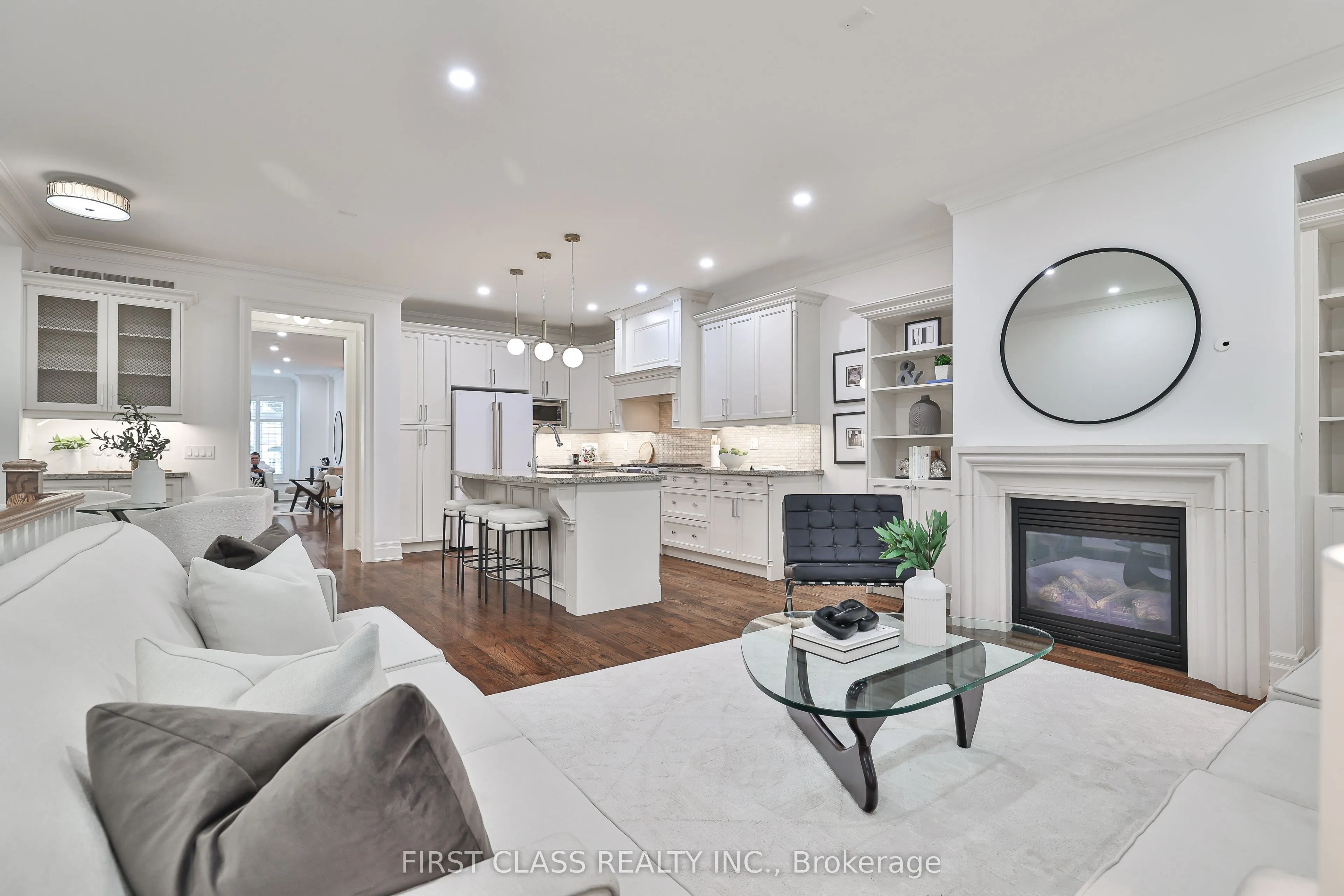 136 Bowood Avenue