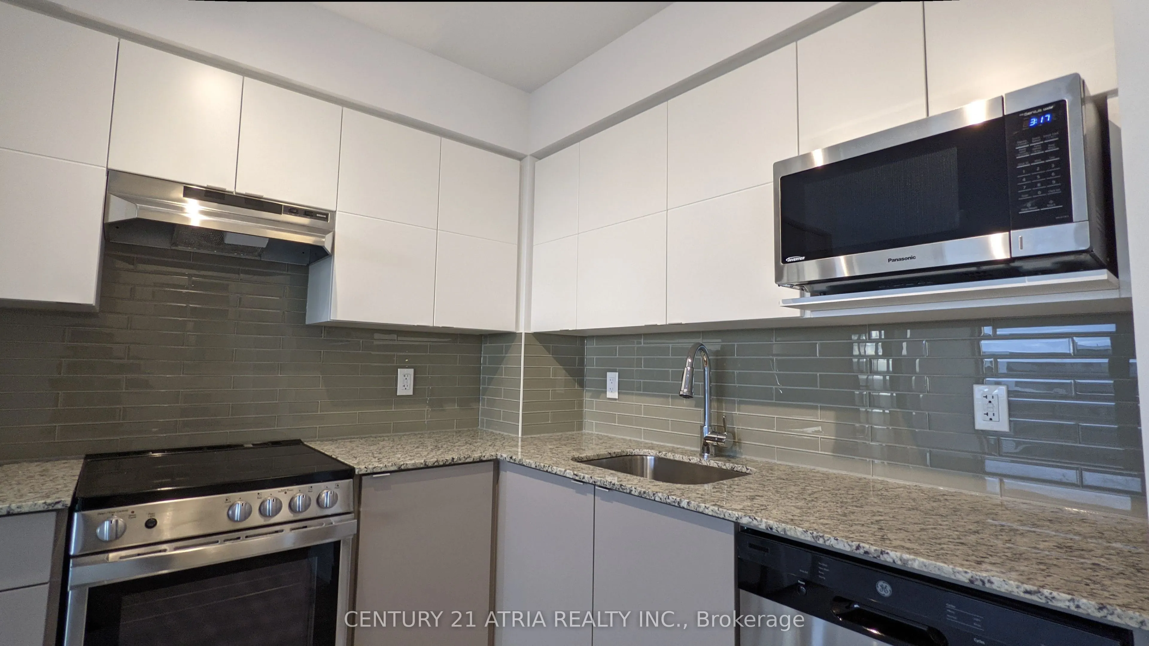 120 Varna Drive W, #1318