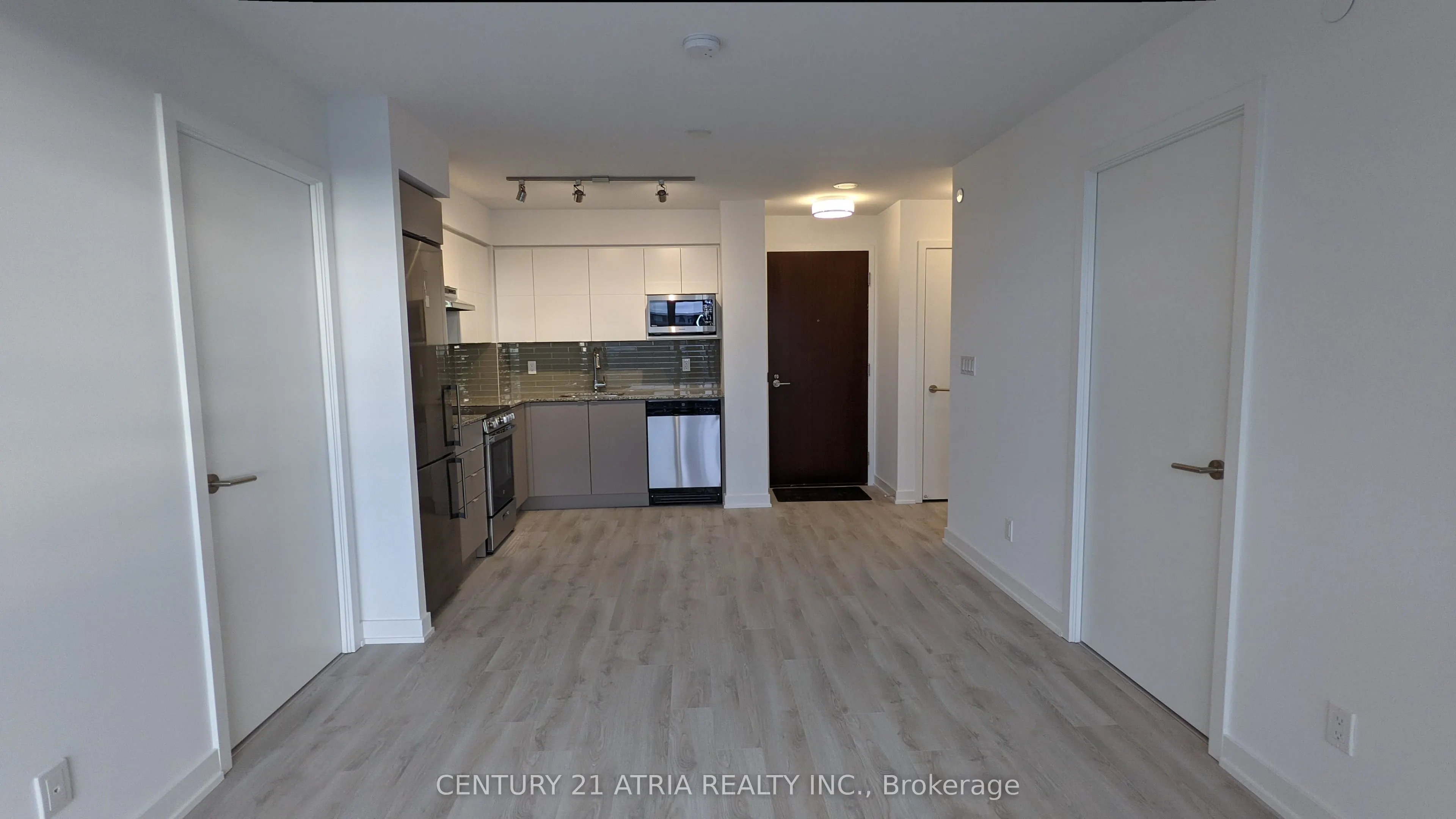 120 Varna Drive W, #1318