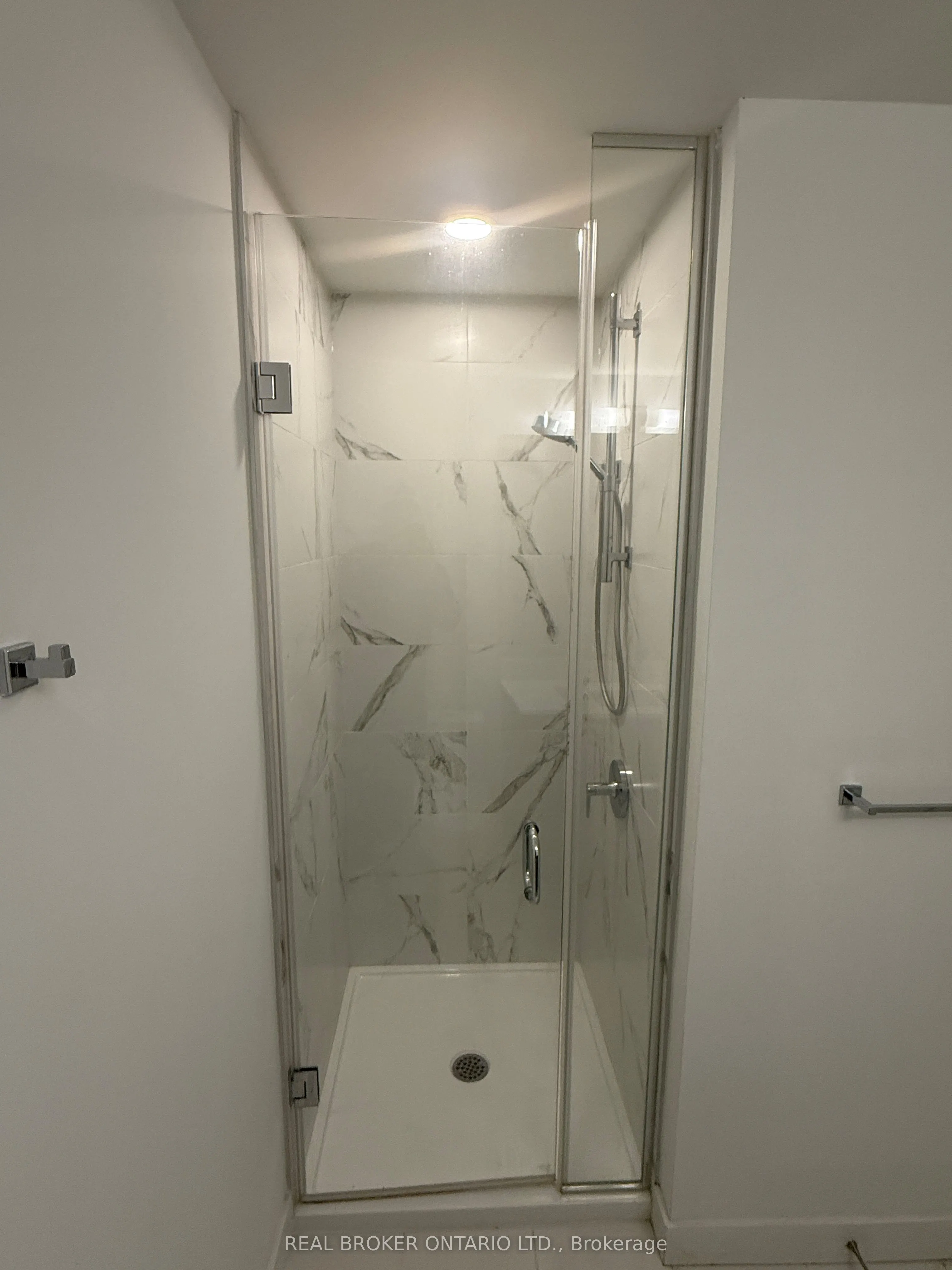 8 Olympic Garden Drive, #404