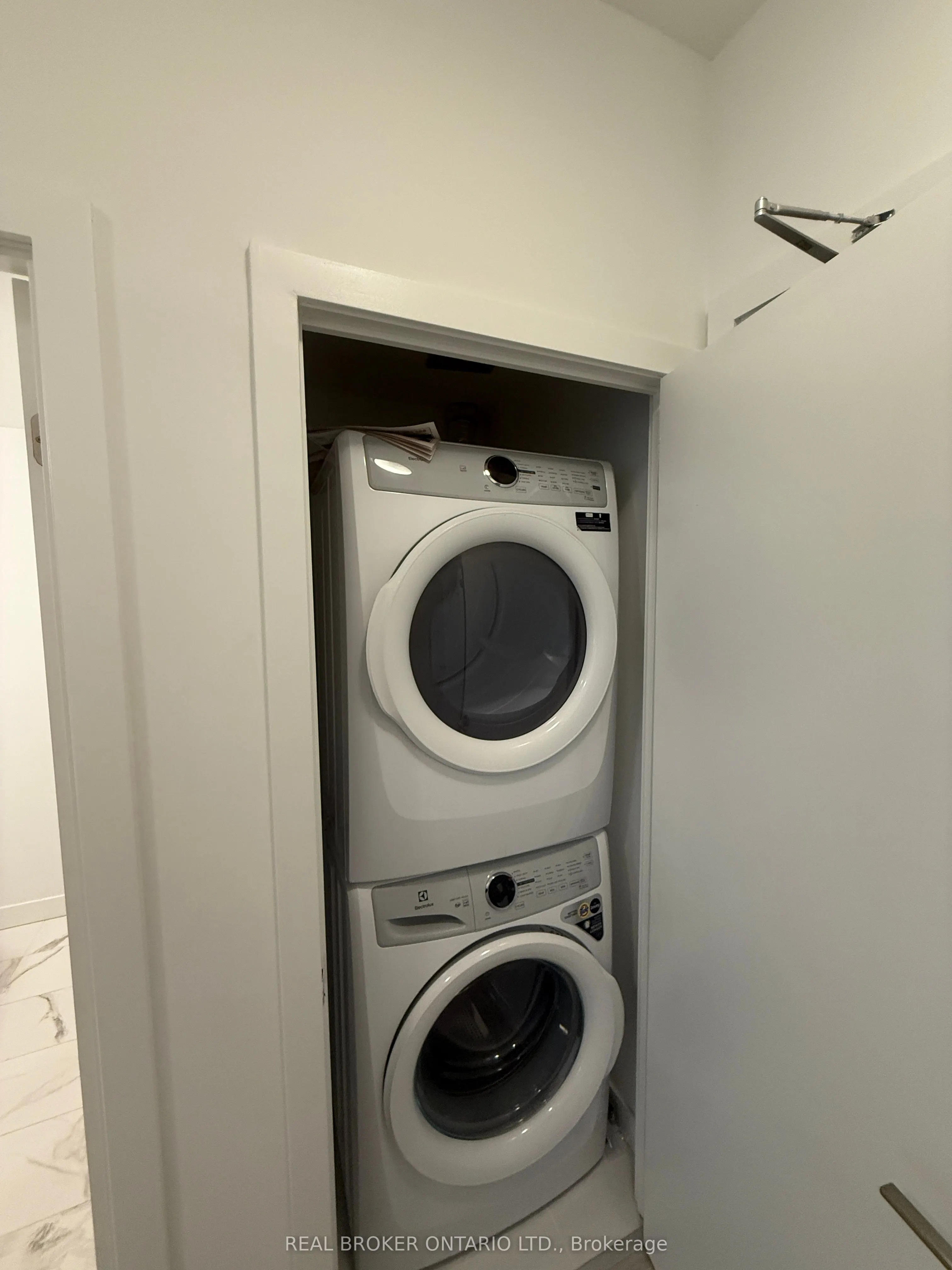 8 Olympic Garden Drive, #404