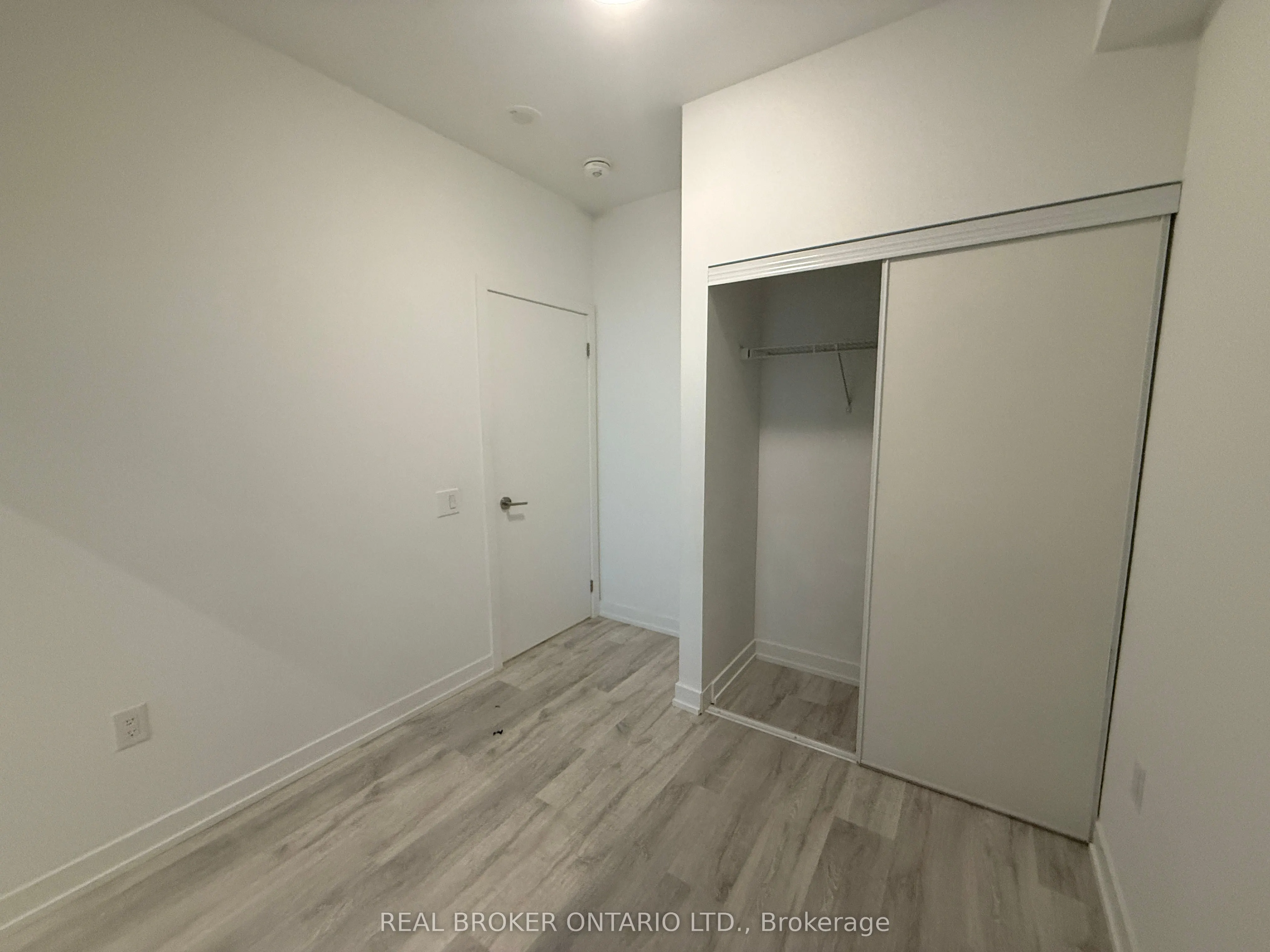8 Olympic Garden Drive, #404