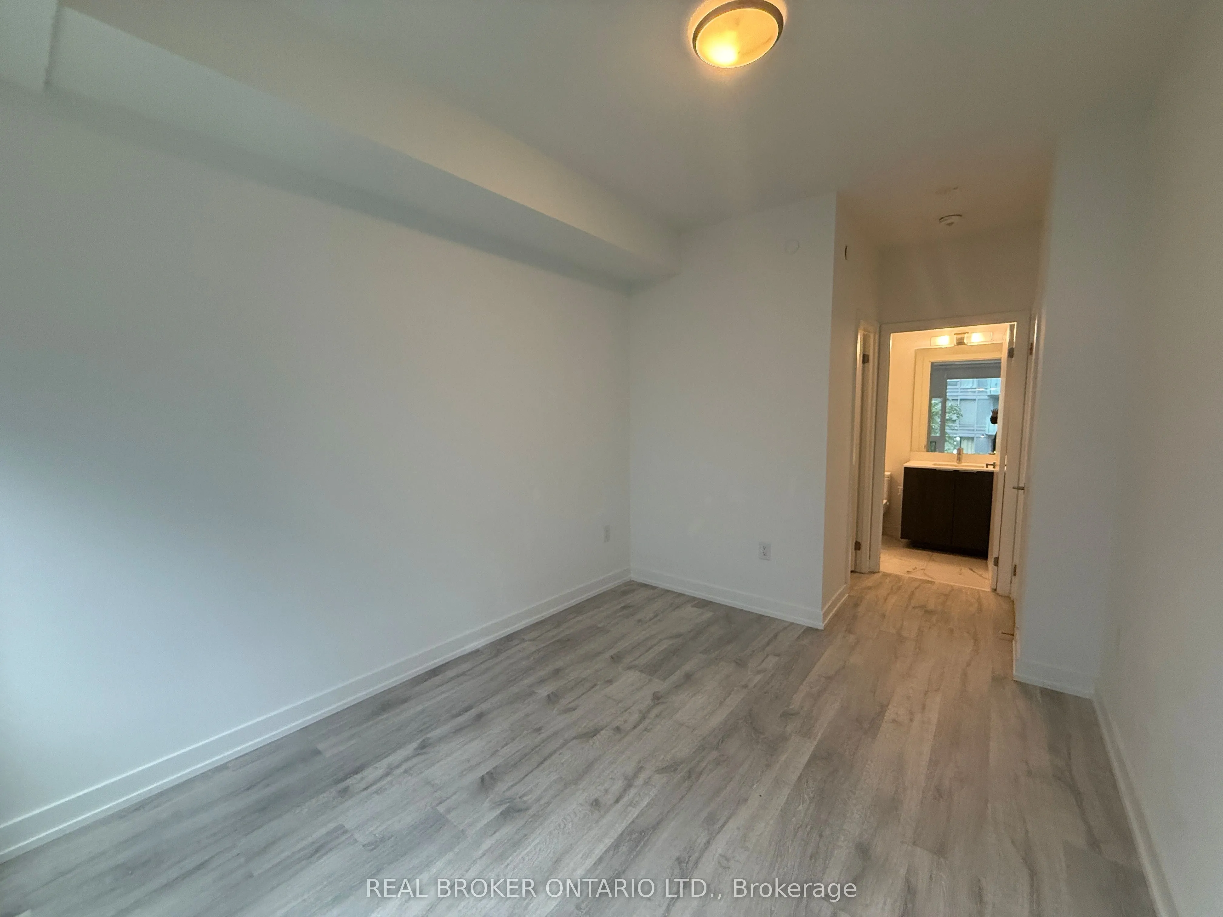 8 Olympic Garden Drive, #404