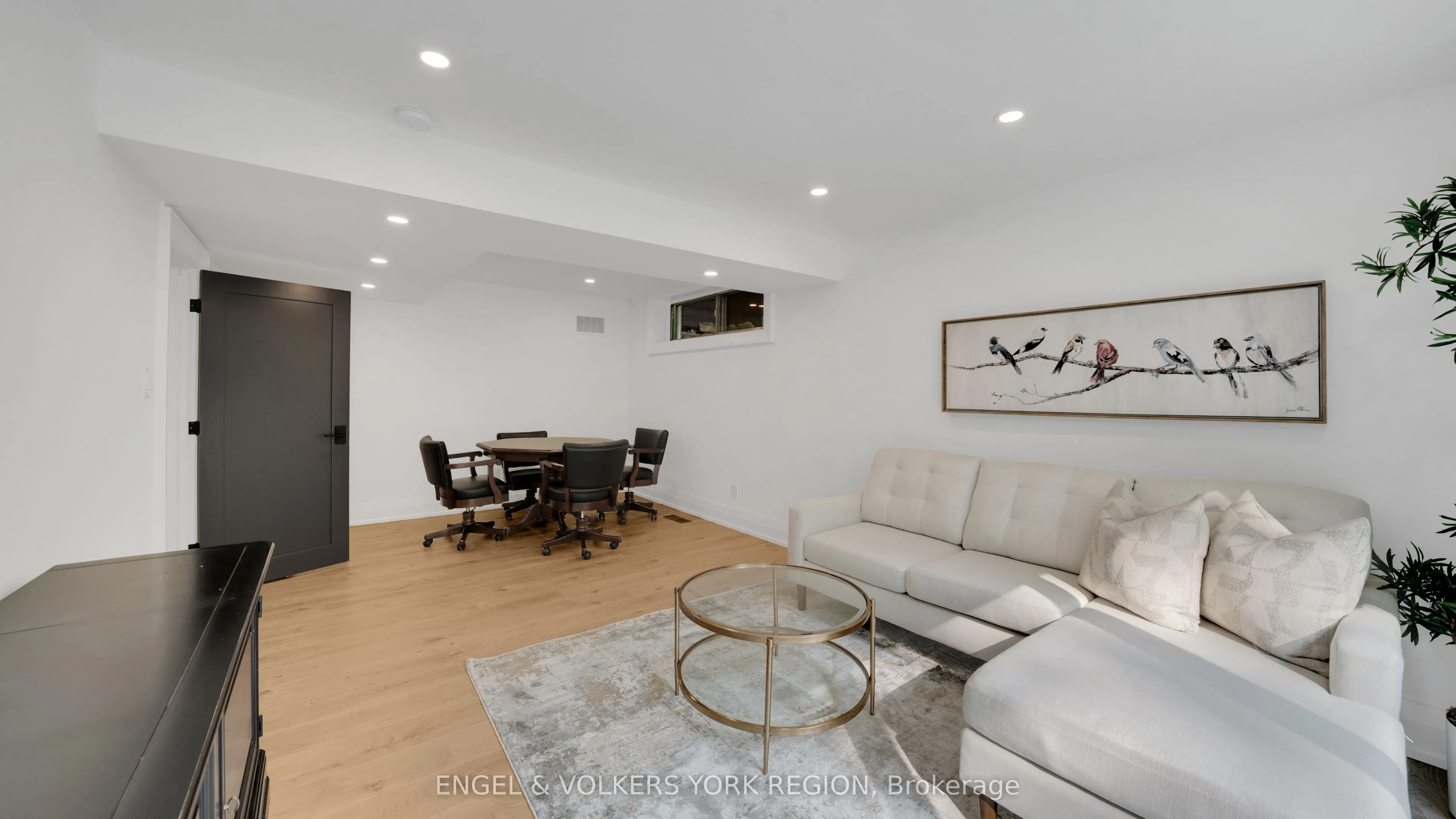 15 Silvergrove Road