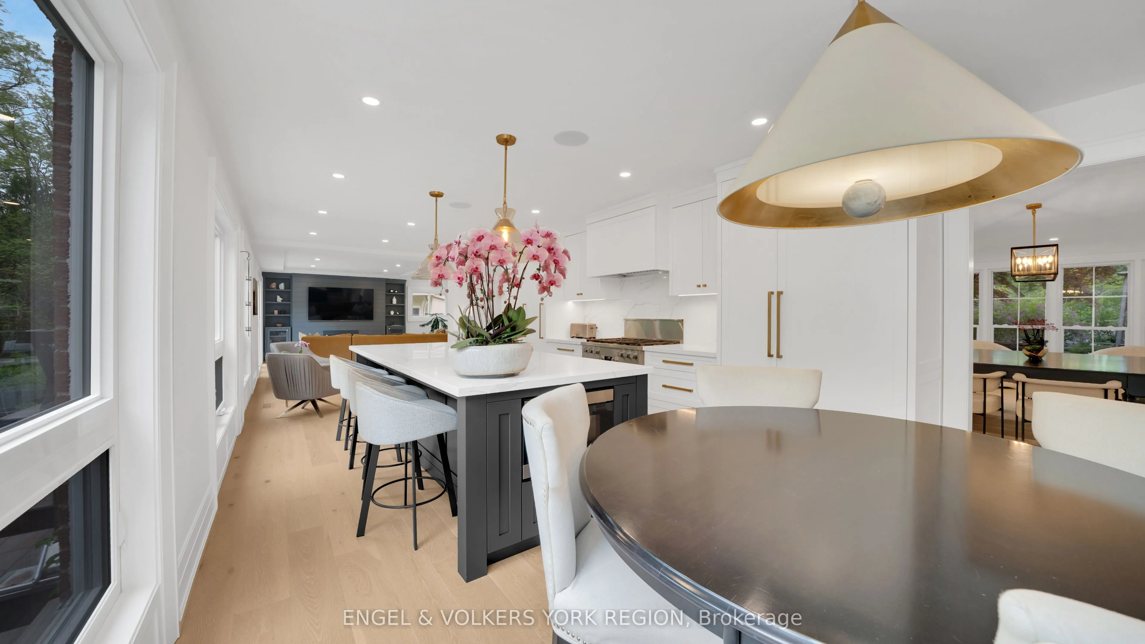 15 Silvergrove Road