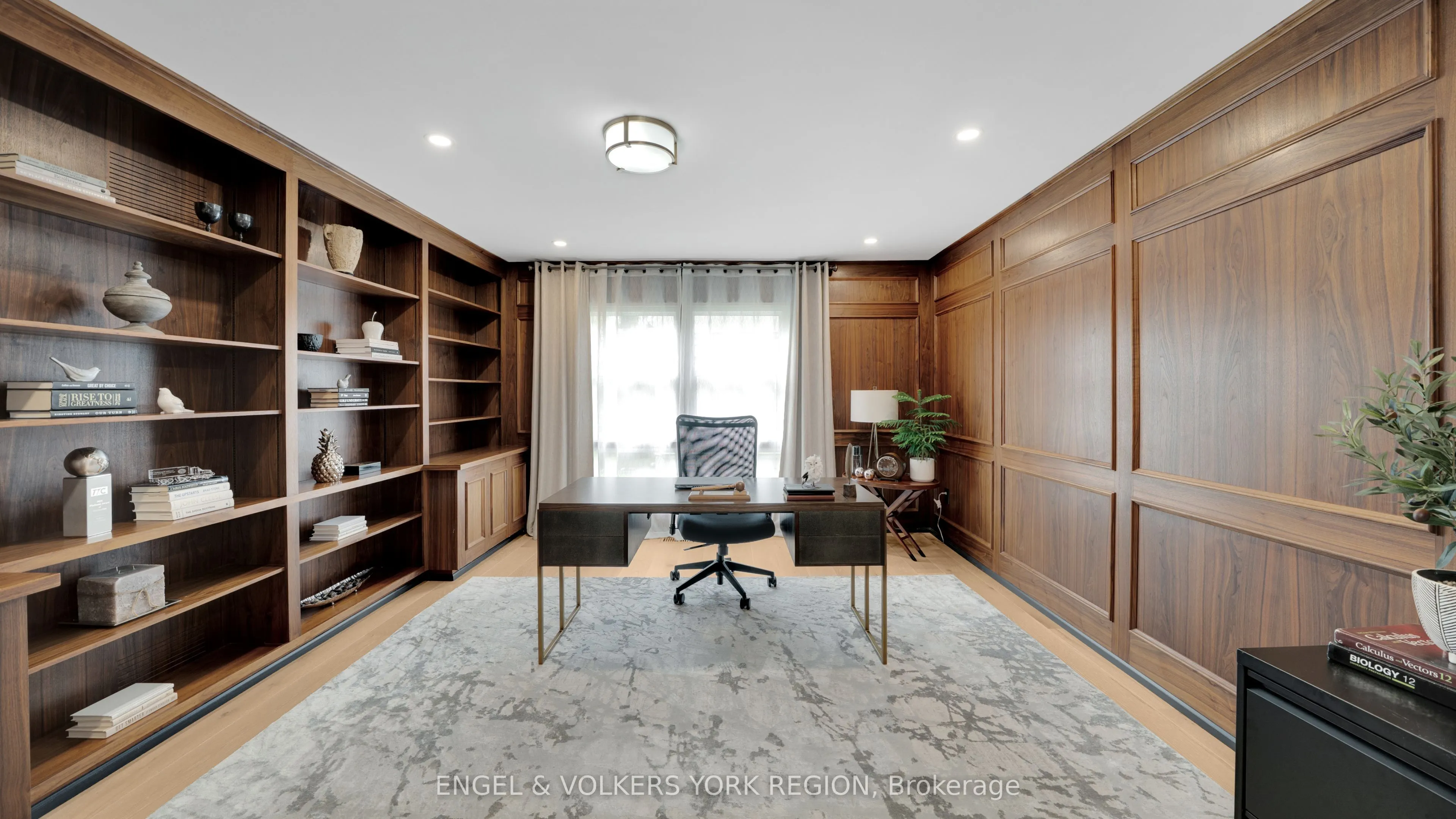 15 Silvergrove Road