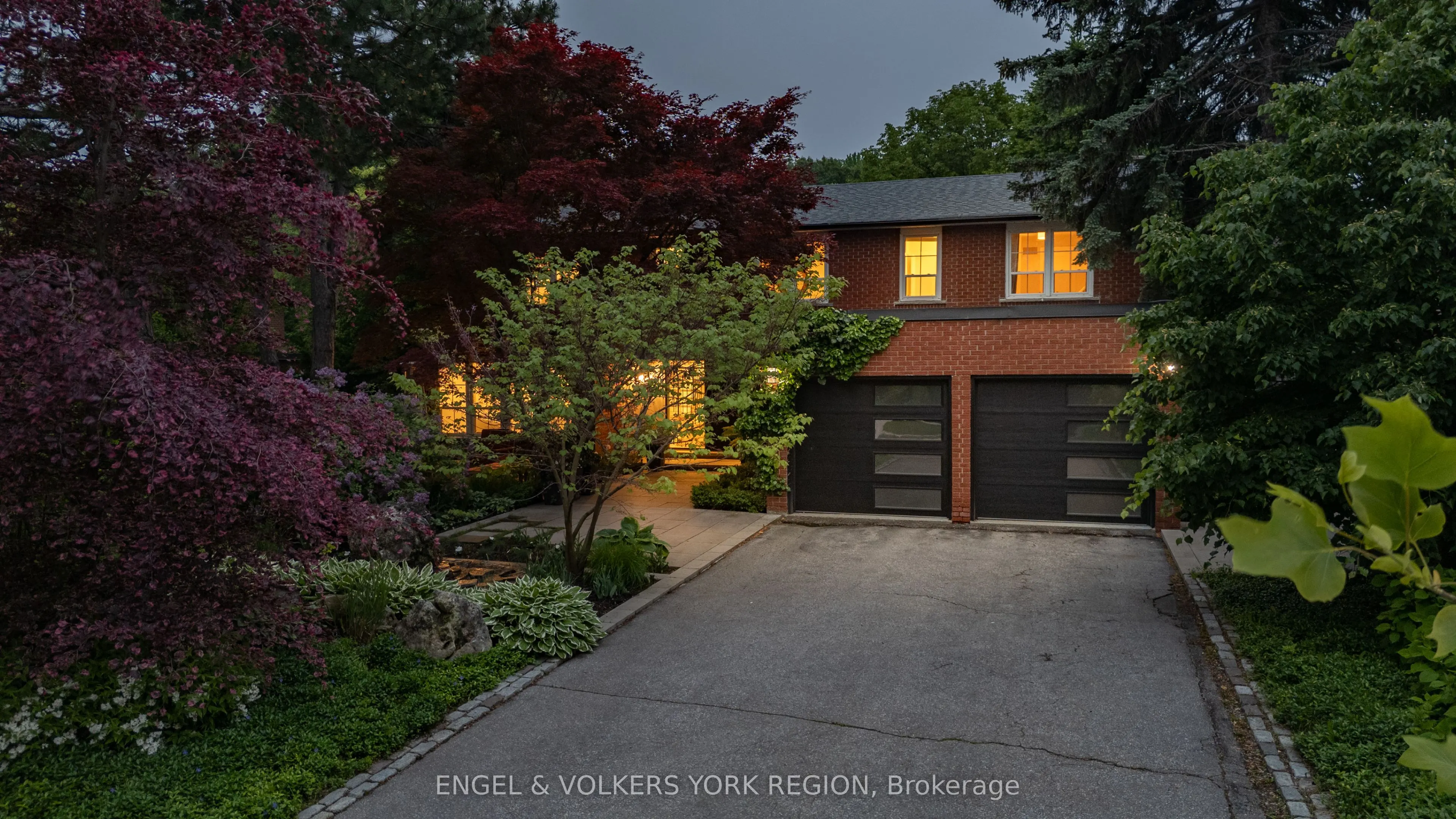 15 Silvergrove Road
