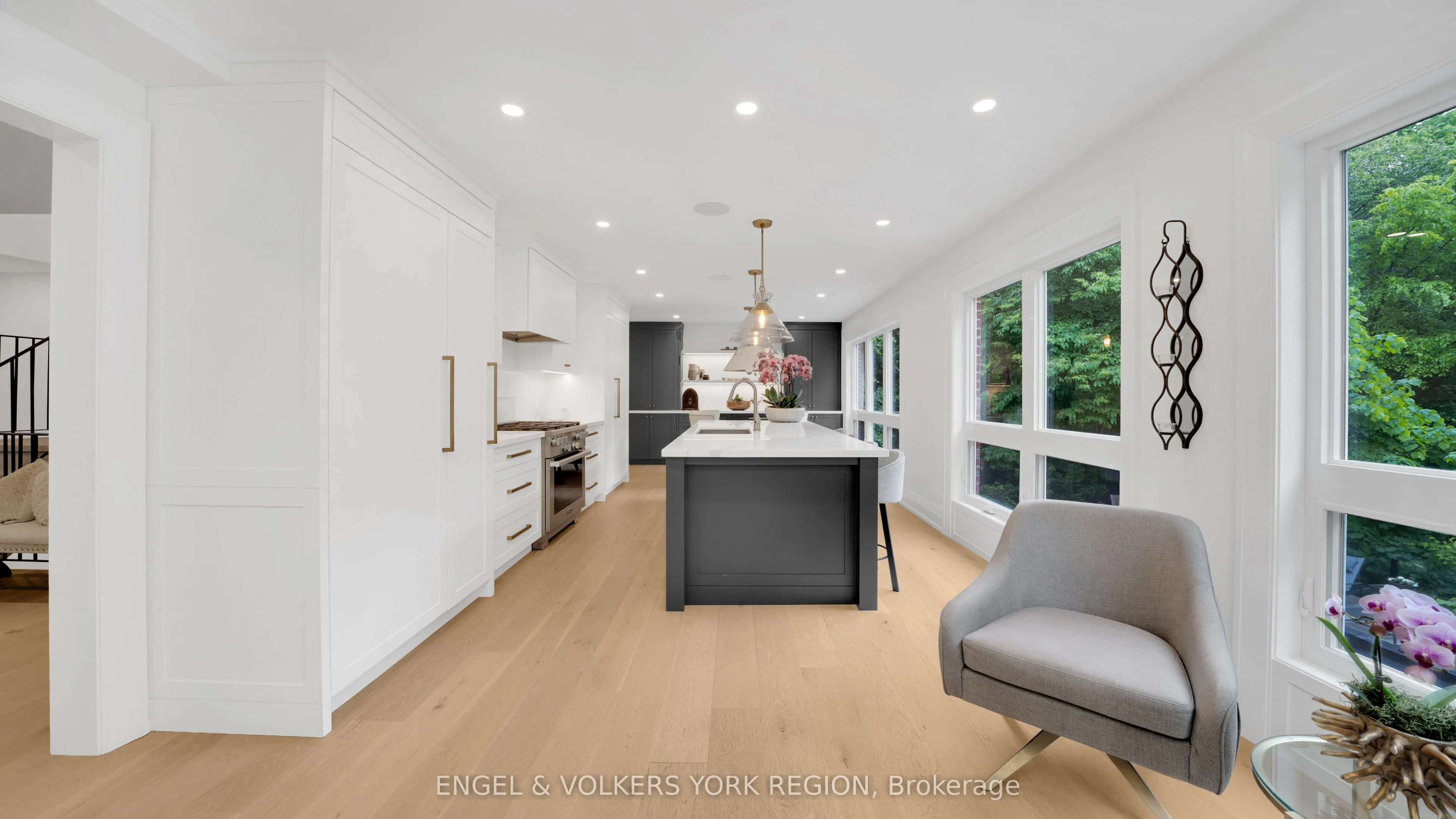 15 Silvergrove Road