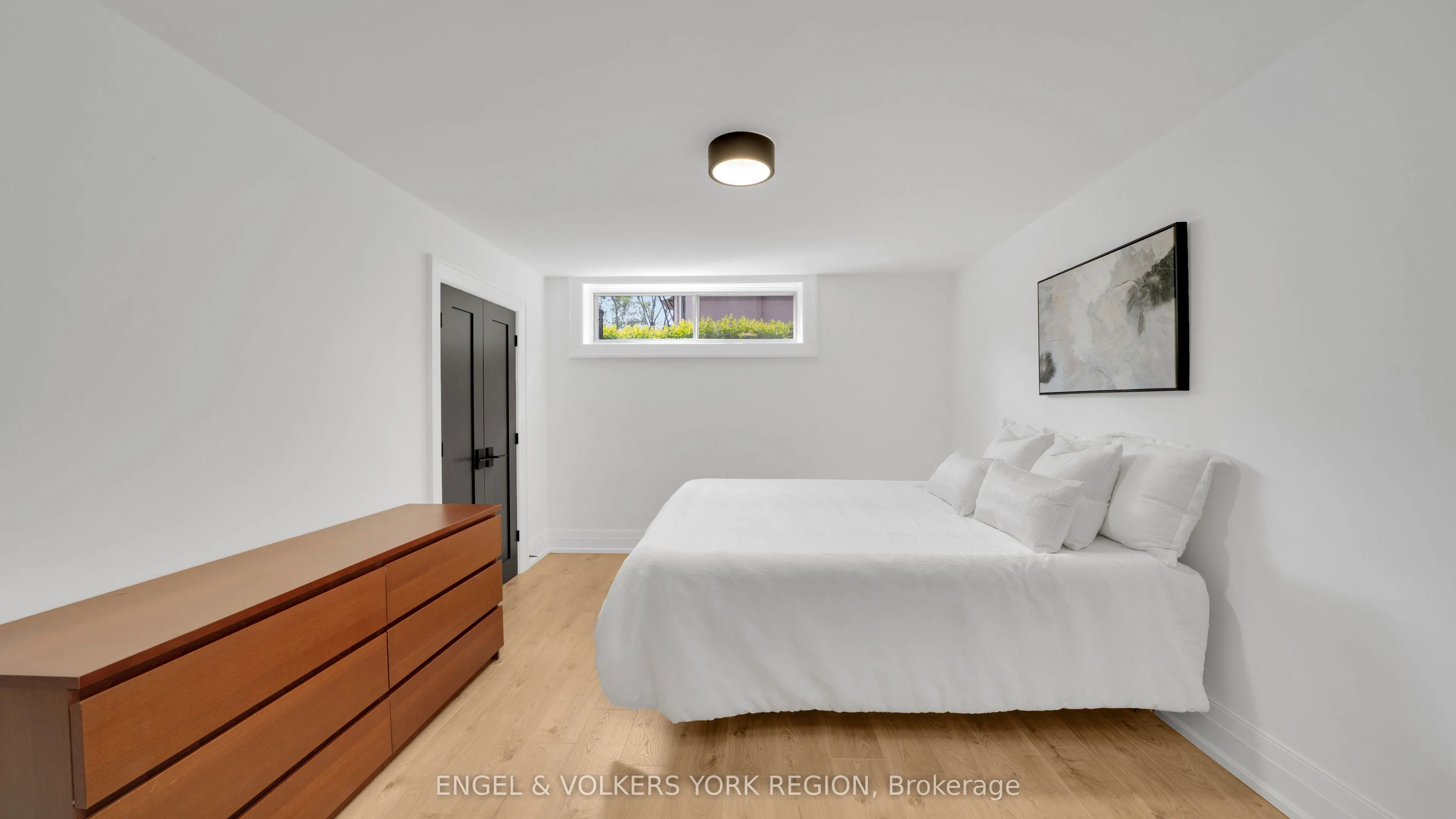 15 Silvergrove Road