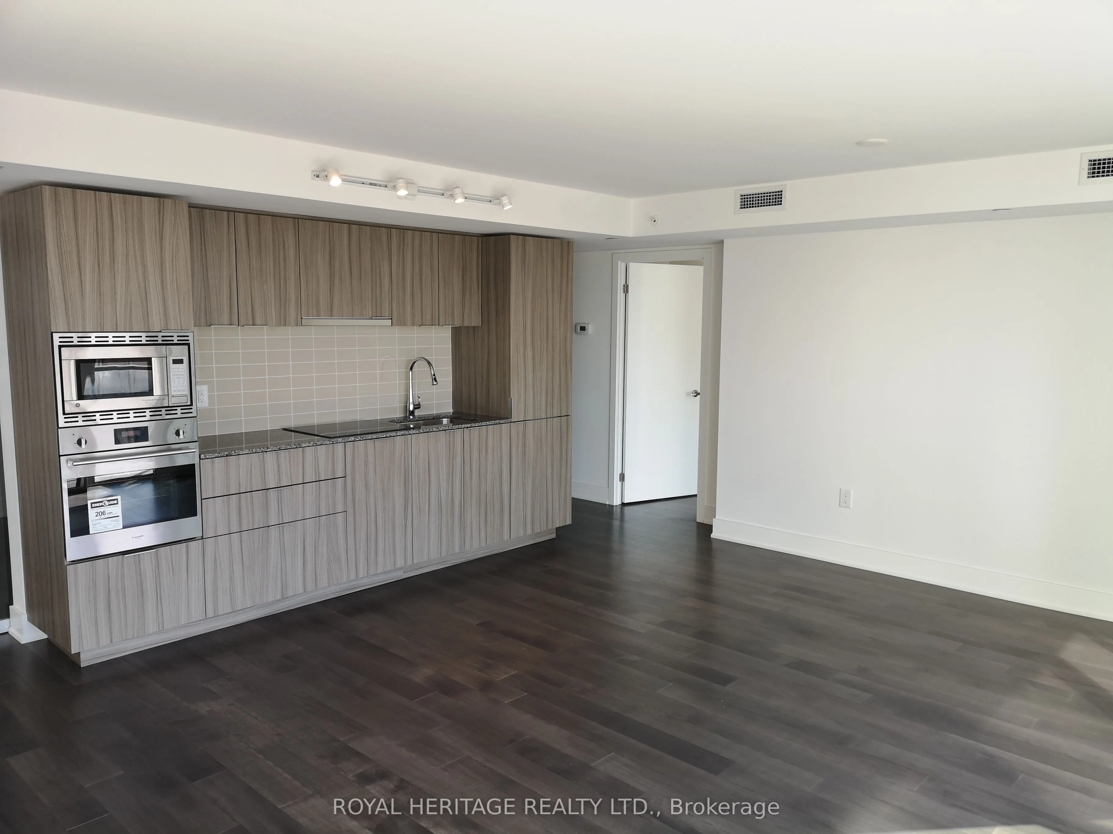 955 Bay Street, #2114