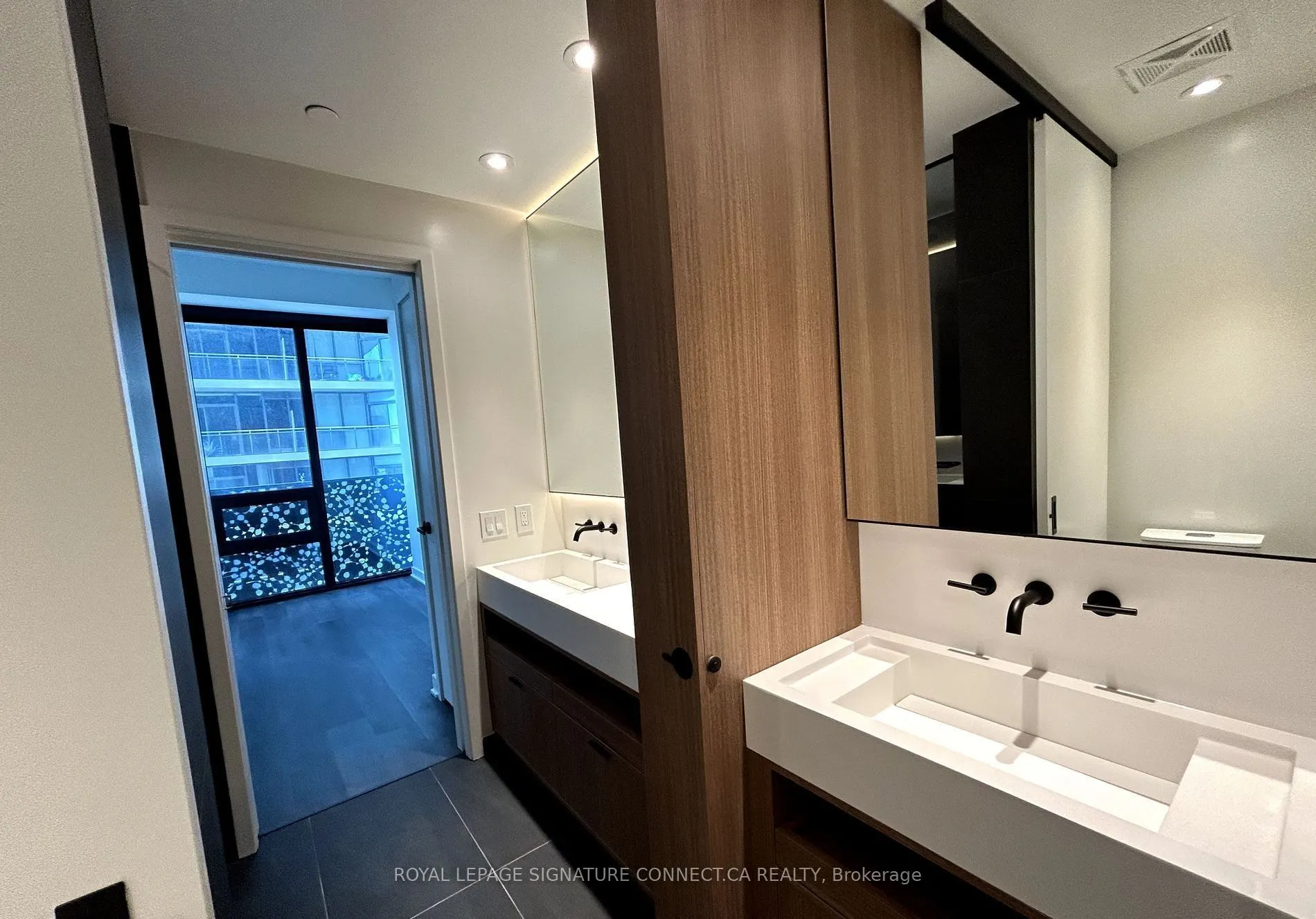 55 Charles Street E, #3008