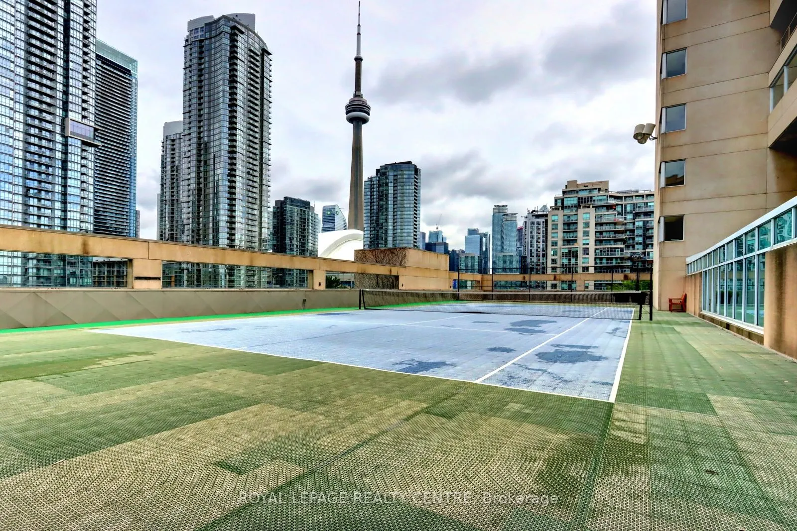 480 Queens Quay W, #401W