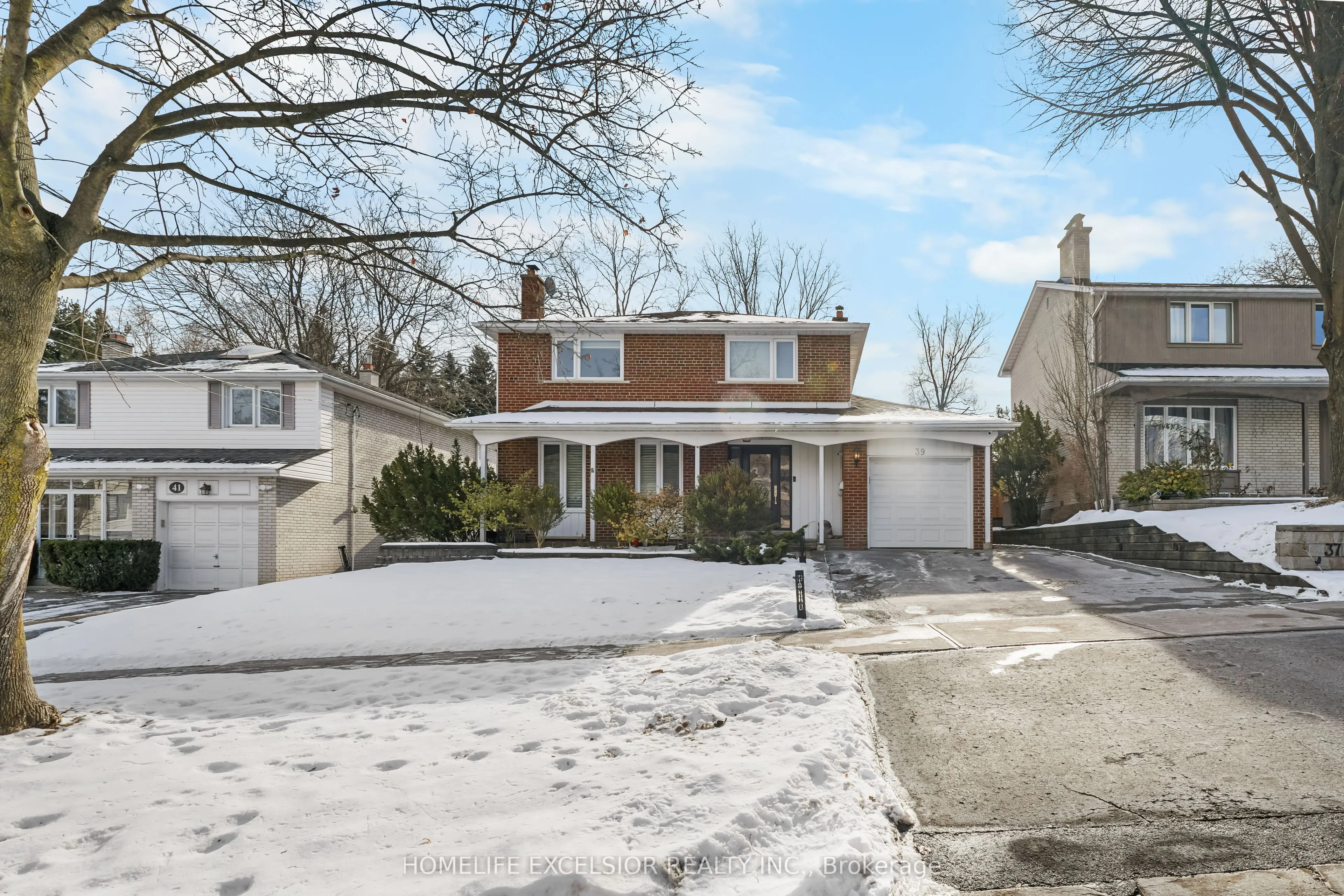 39 Davean Drive
