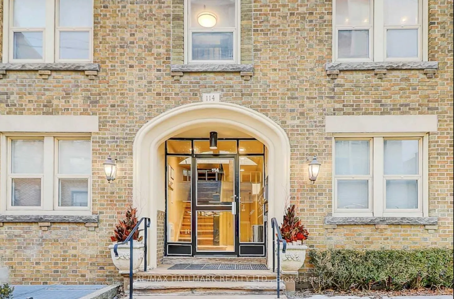 114 Vaughan Road, #303