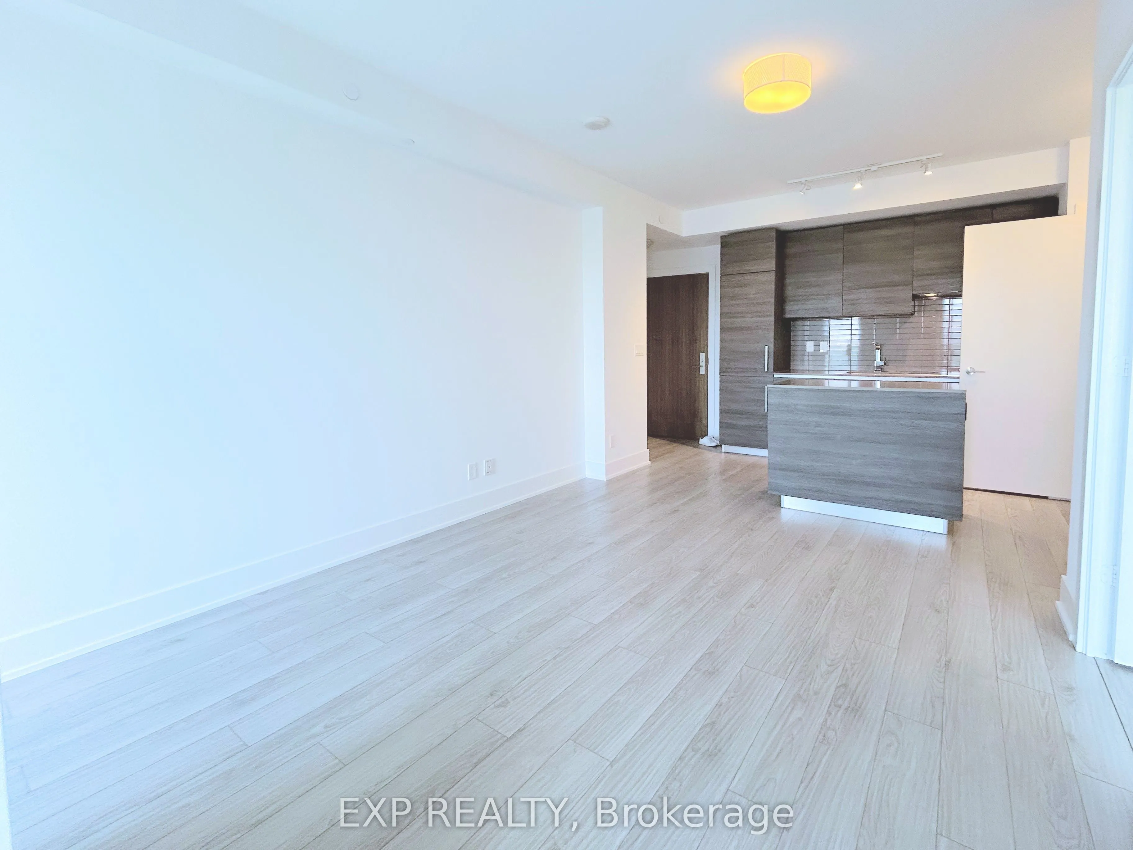 200 Bloor Street W, #1208