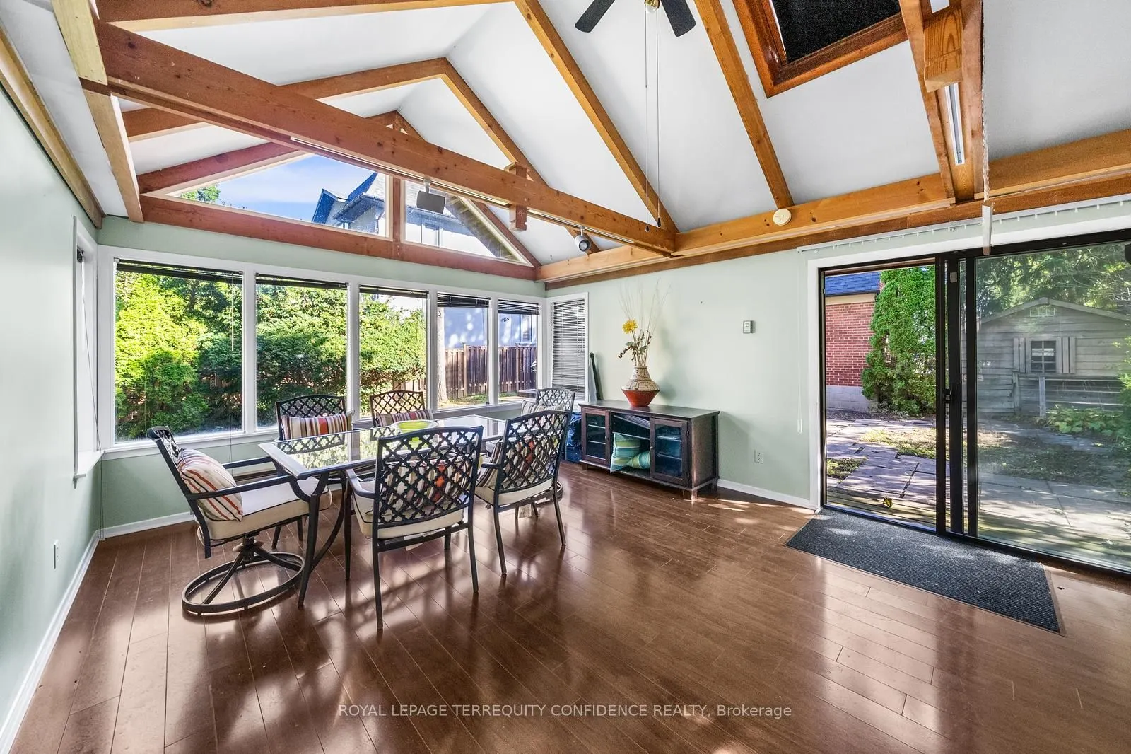 45 Glenborough Park Crescent