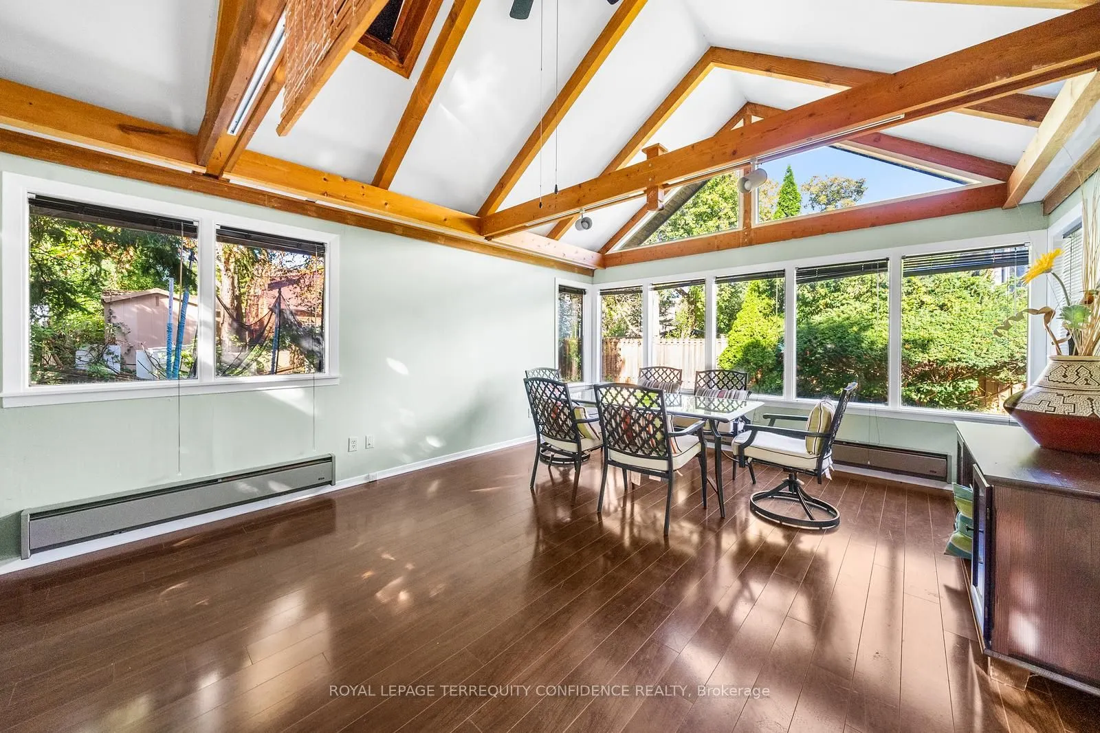 45 Glenborough Park Crescent