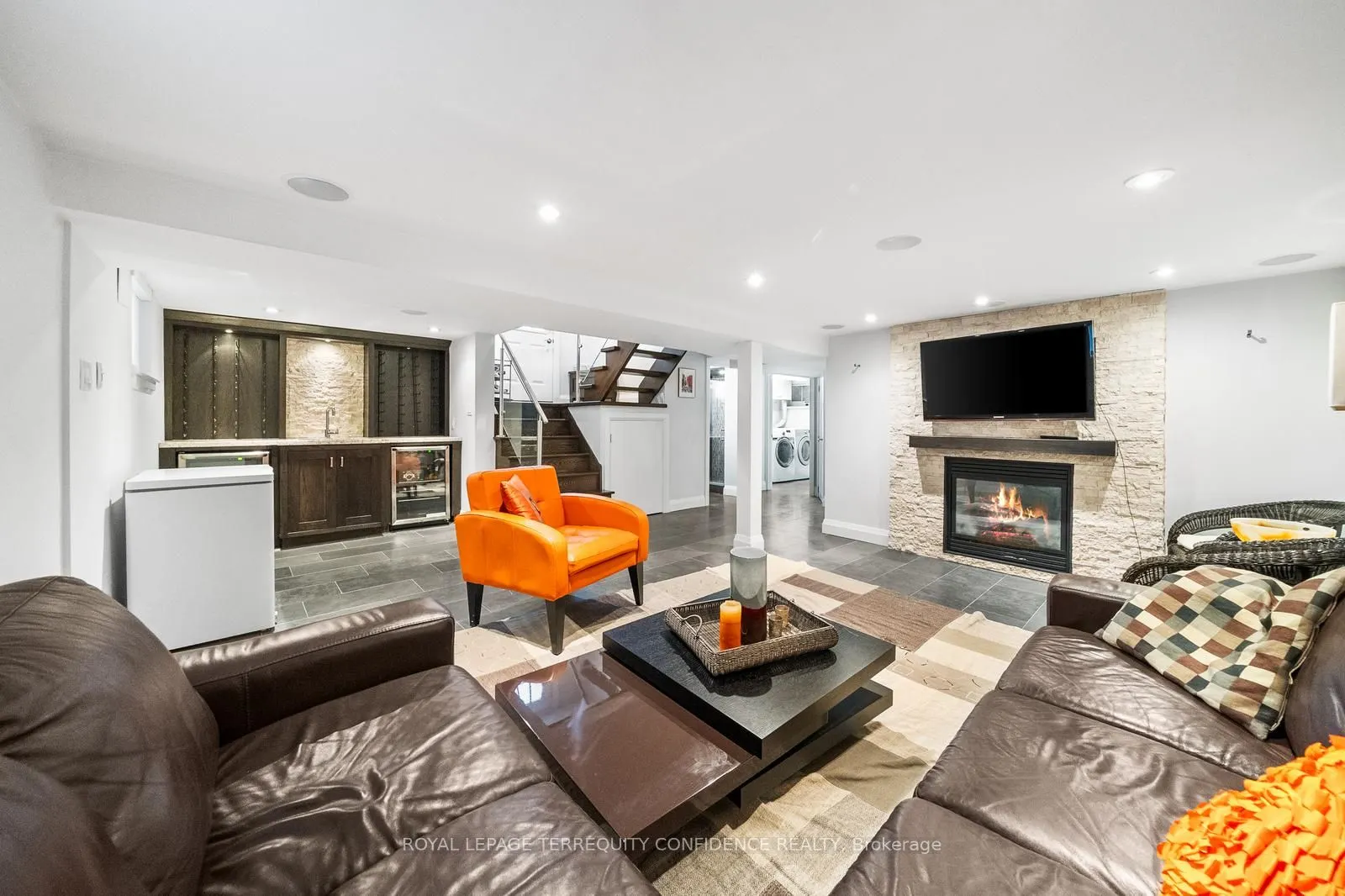 45 Glenborough Park Crescent