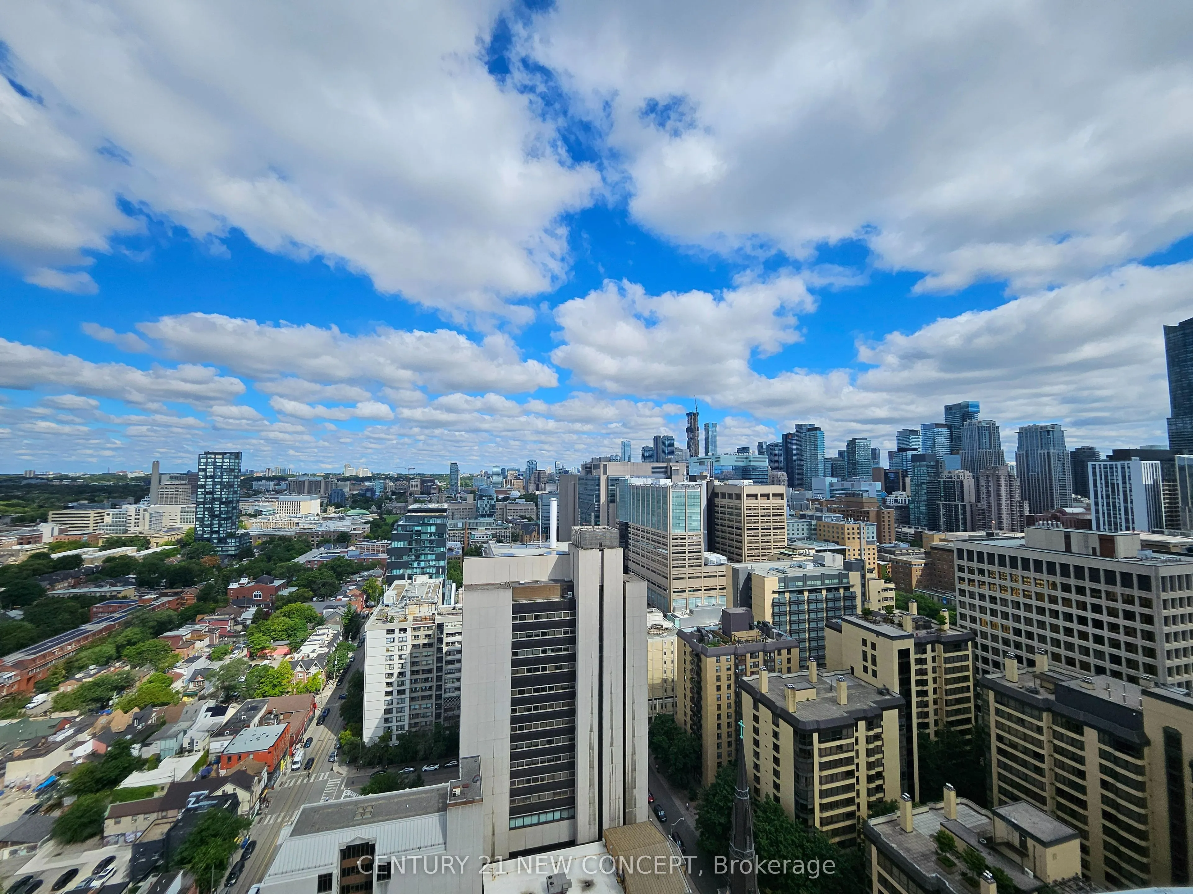 280 Dundas Street, #2811