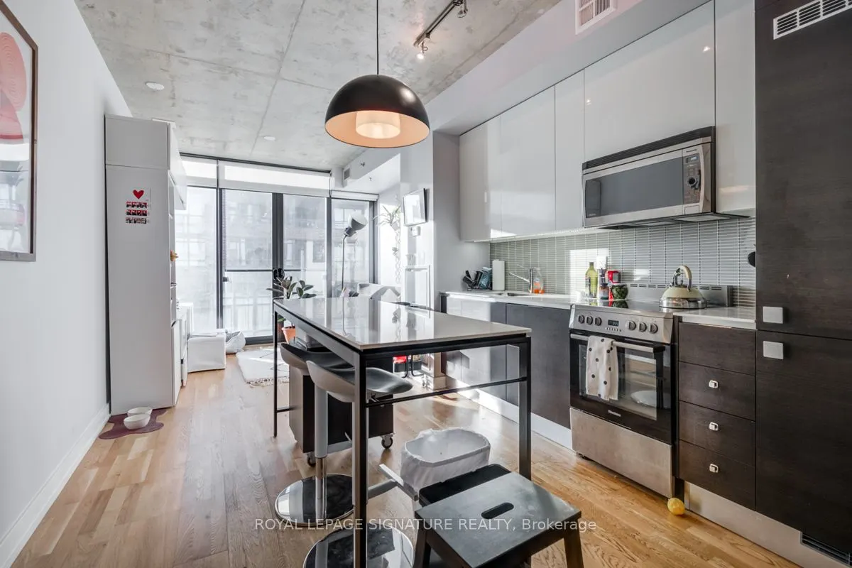 8 Dovercourt Road, #707