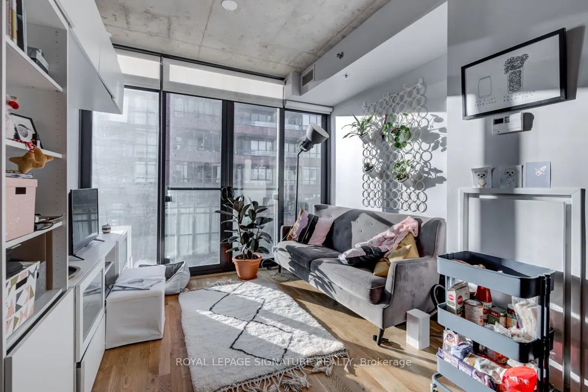 8 Dovercourt Road, #707